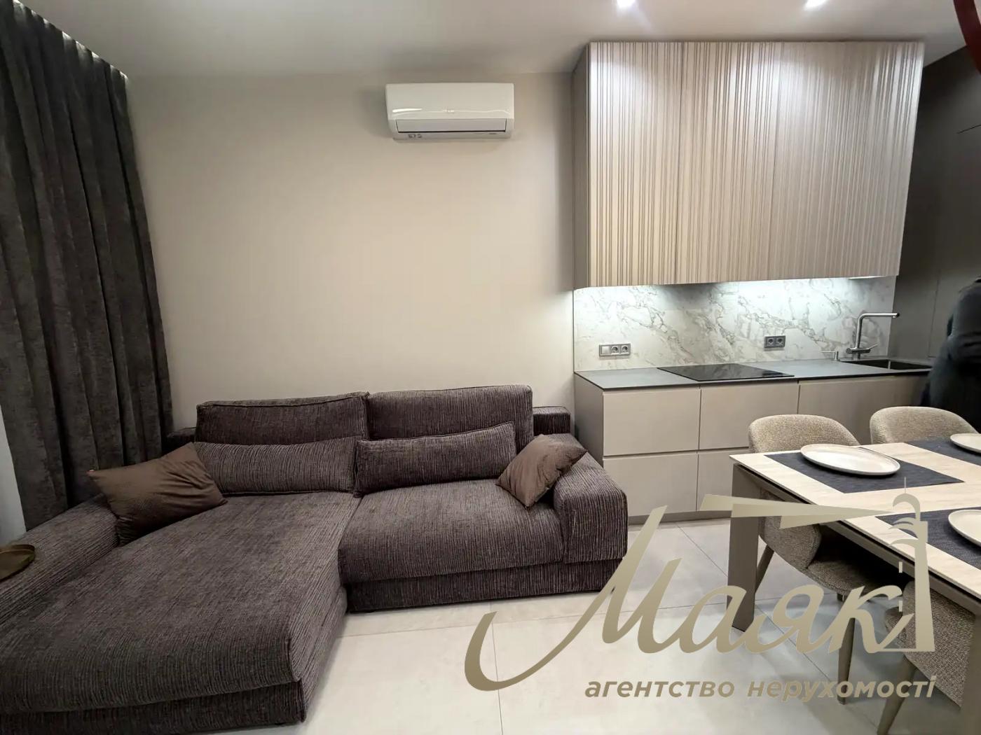 2-room apartment for rent in the Greenville residential complex in Pechersk, Pechersky District.