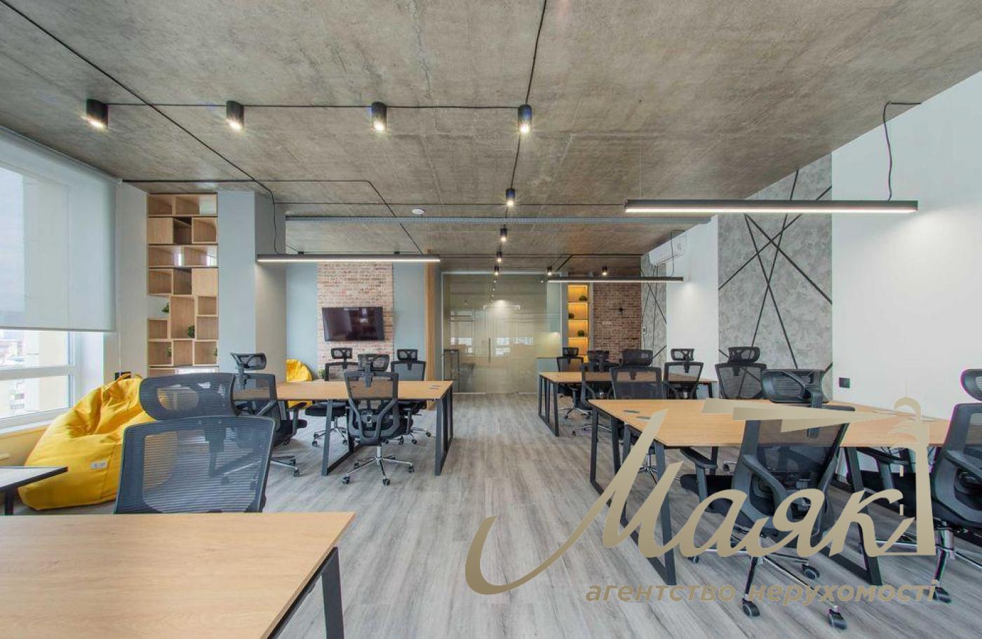 Оренда офісу 90м2 в ЖК Кадорр по вул.Жилянська 68, Олімпійська