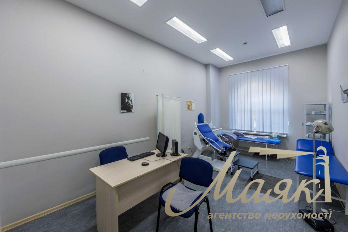Оренда медичного центру, 1/9 поверх, 237 кв. м, вул. Сирецька