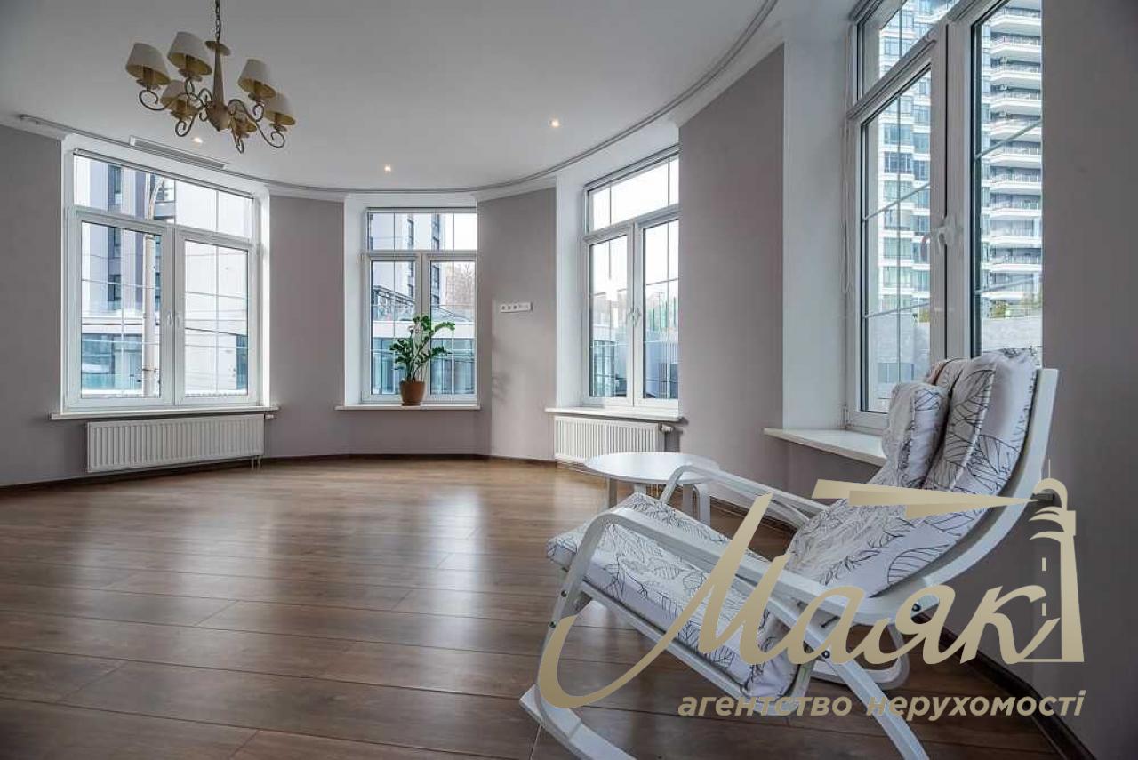 Продажа 2к. квартиры в ЖК "Botanic House", 150 м2, Печерский район
