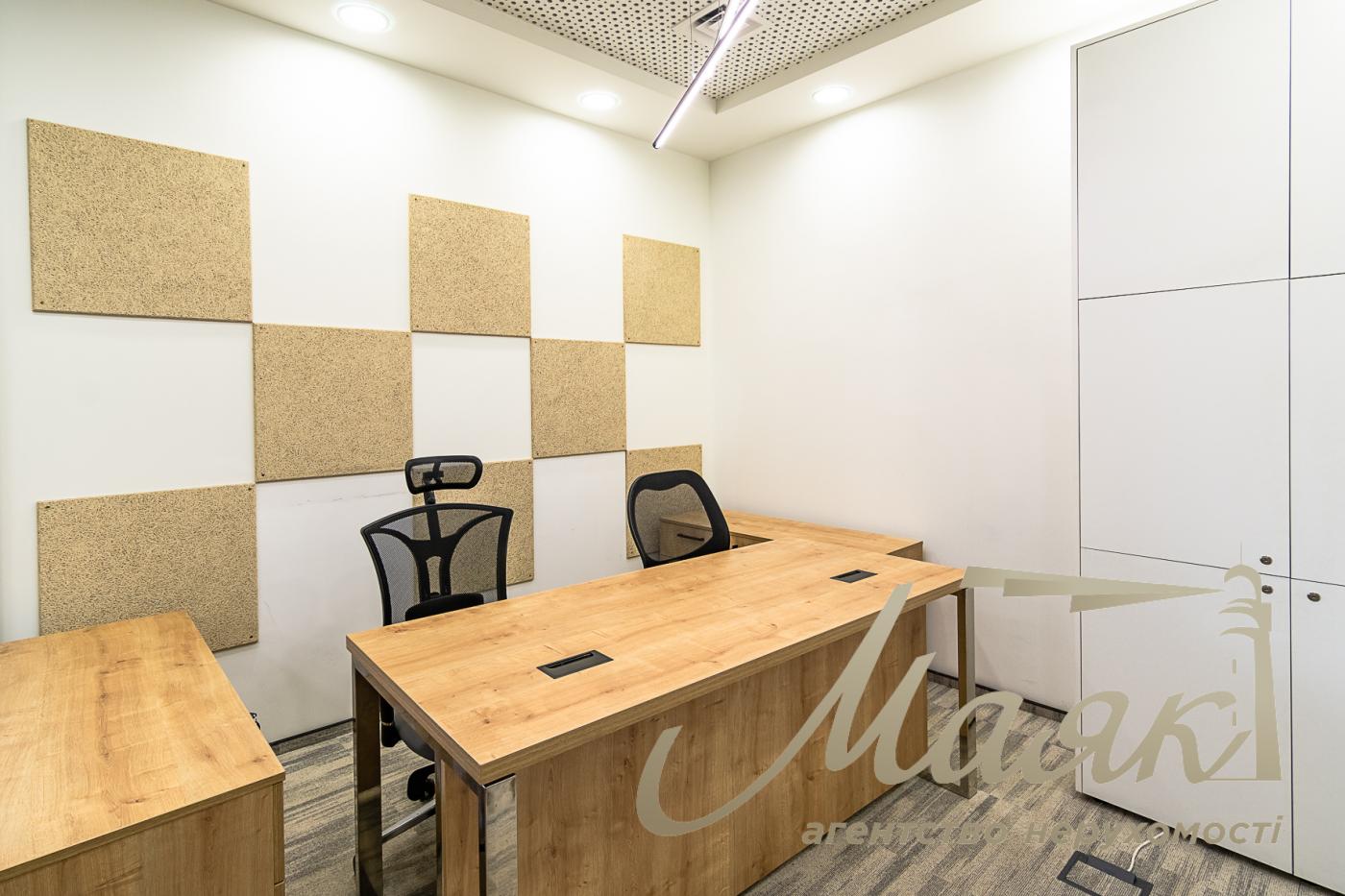 Аренда офиса 213 кв.м. офиса в бизнес-центре IQ Печерск 