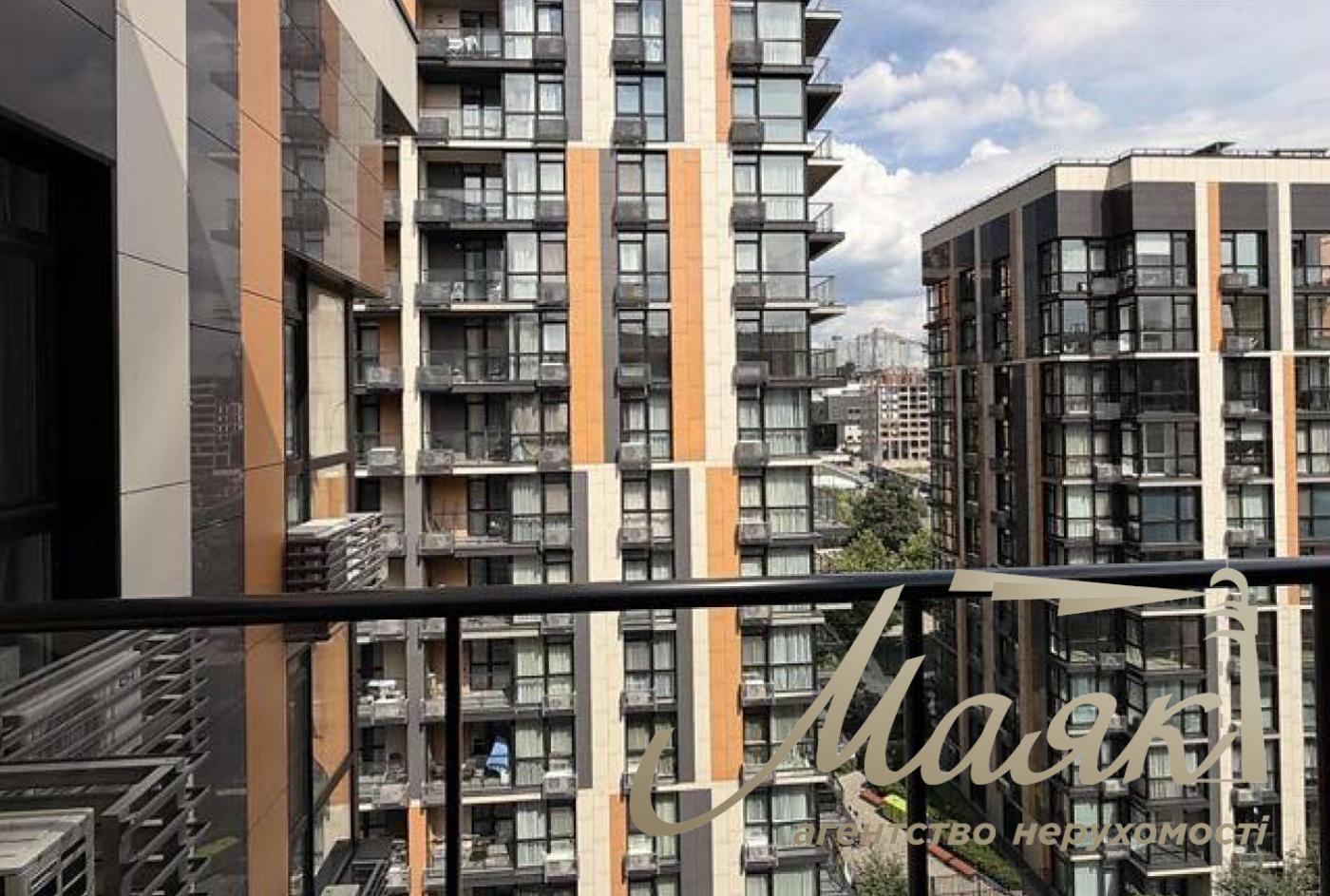 3-Bedroom Apartment for Sale in the "French Quarter 2" Residential Complex, M. McKay Street, Pechersky District