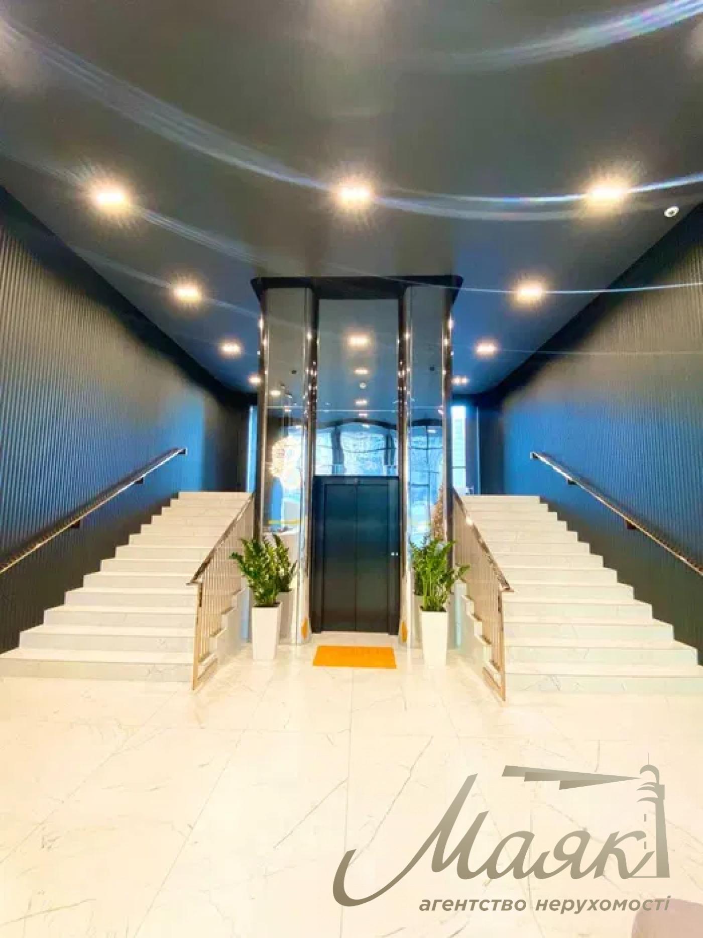 Продаж 4-кімнатної квартири 146 м2 у ЖК TRIIINITY, Печерськ