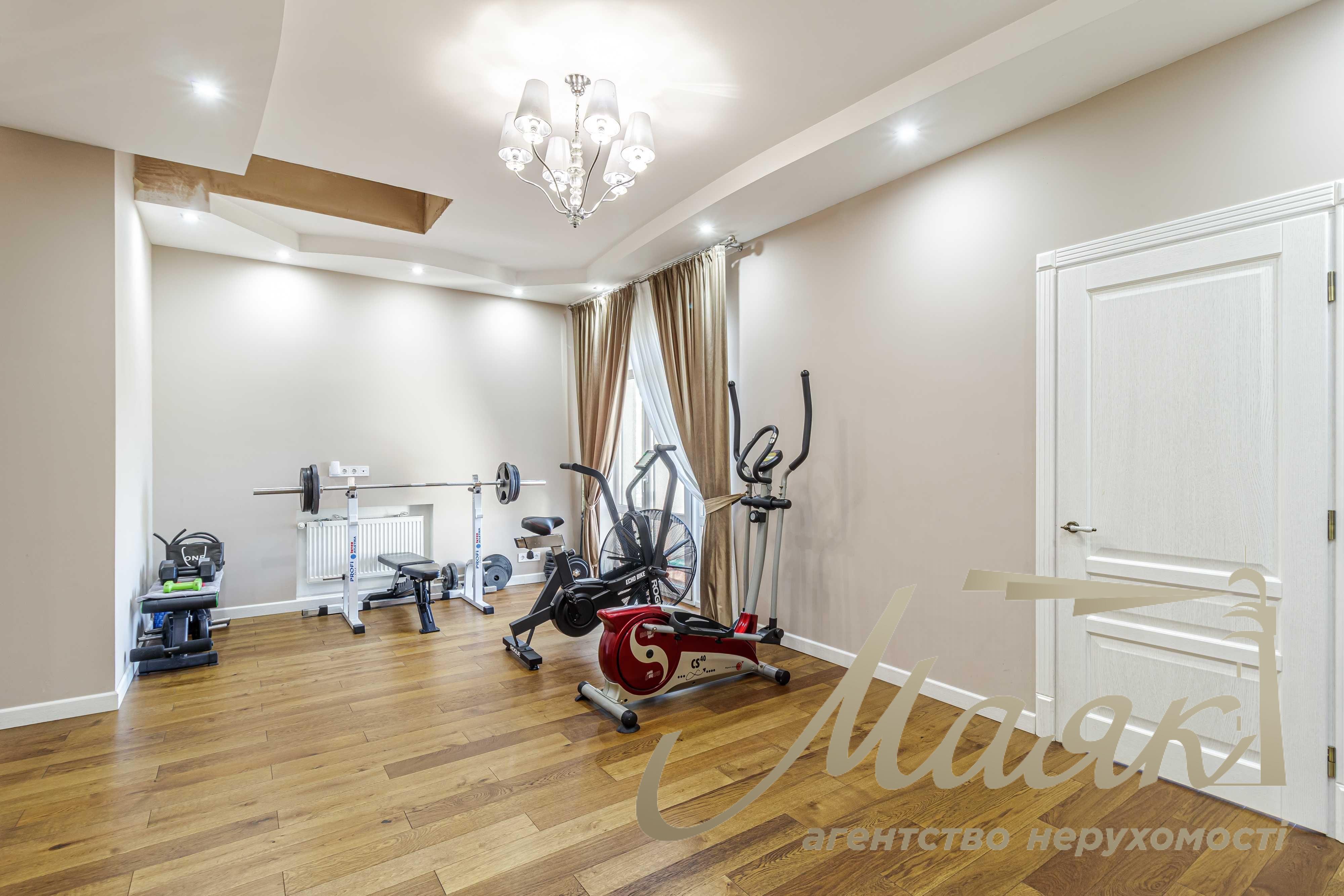 Оренда преміального будинку площею 290 м² у с. Нові Безрадичі, 12 соток, авторський проект, Обухівський напрямок, Київська область