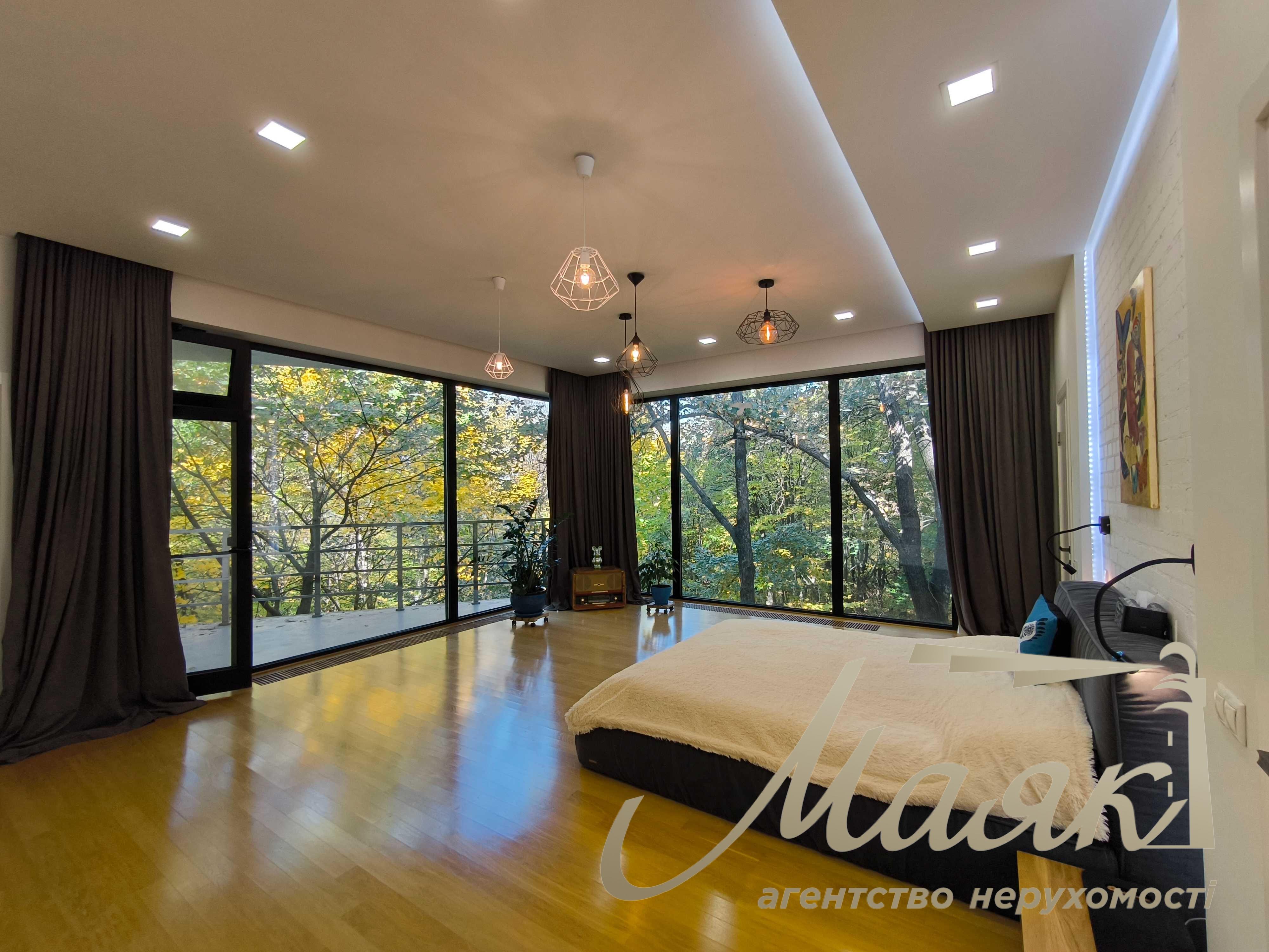 Продажа дома 390м2 среди заповедного парка рядом с Киевом