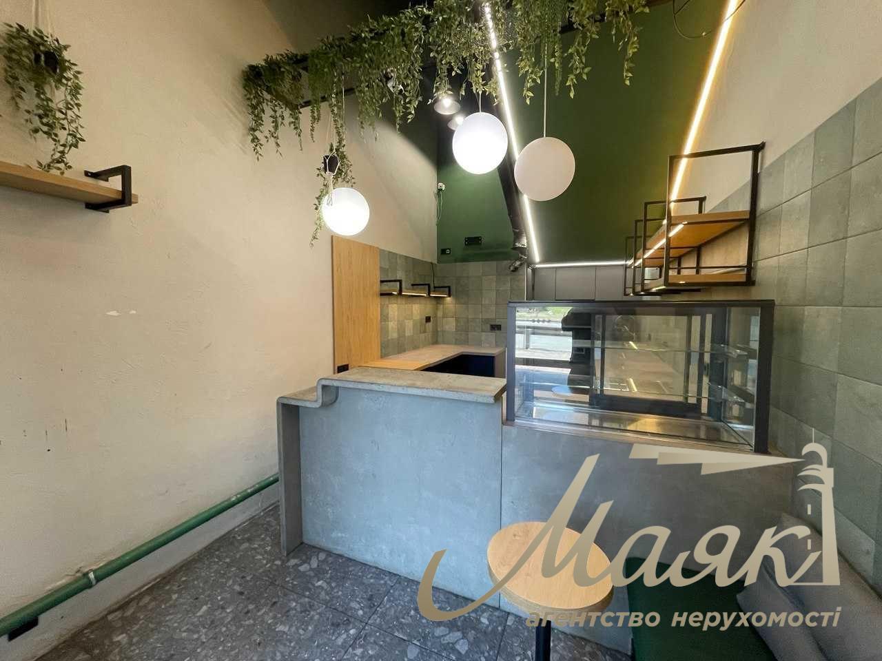 Аренда фасадного помещения 20 м2 на Подоле, рядом с метро