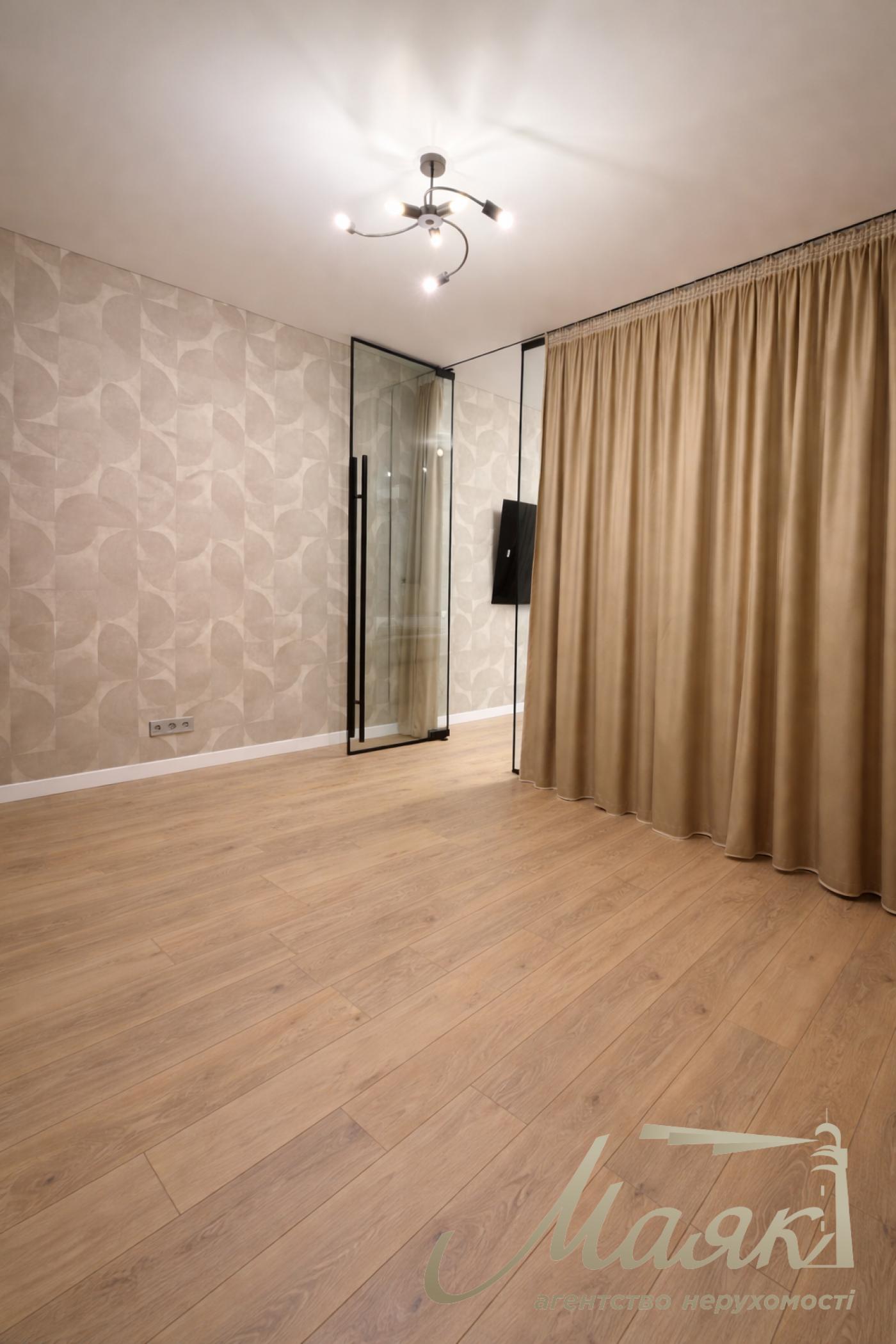 Продаж 3-х кімнатної квартири в ЖК Новопечерська Вежа