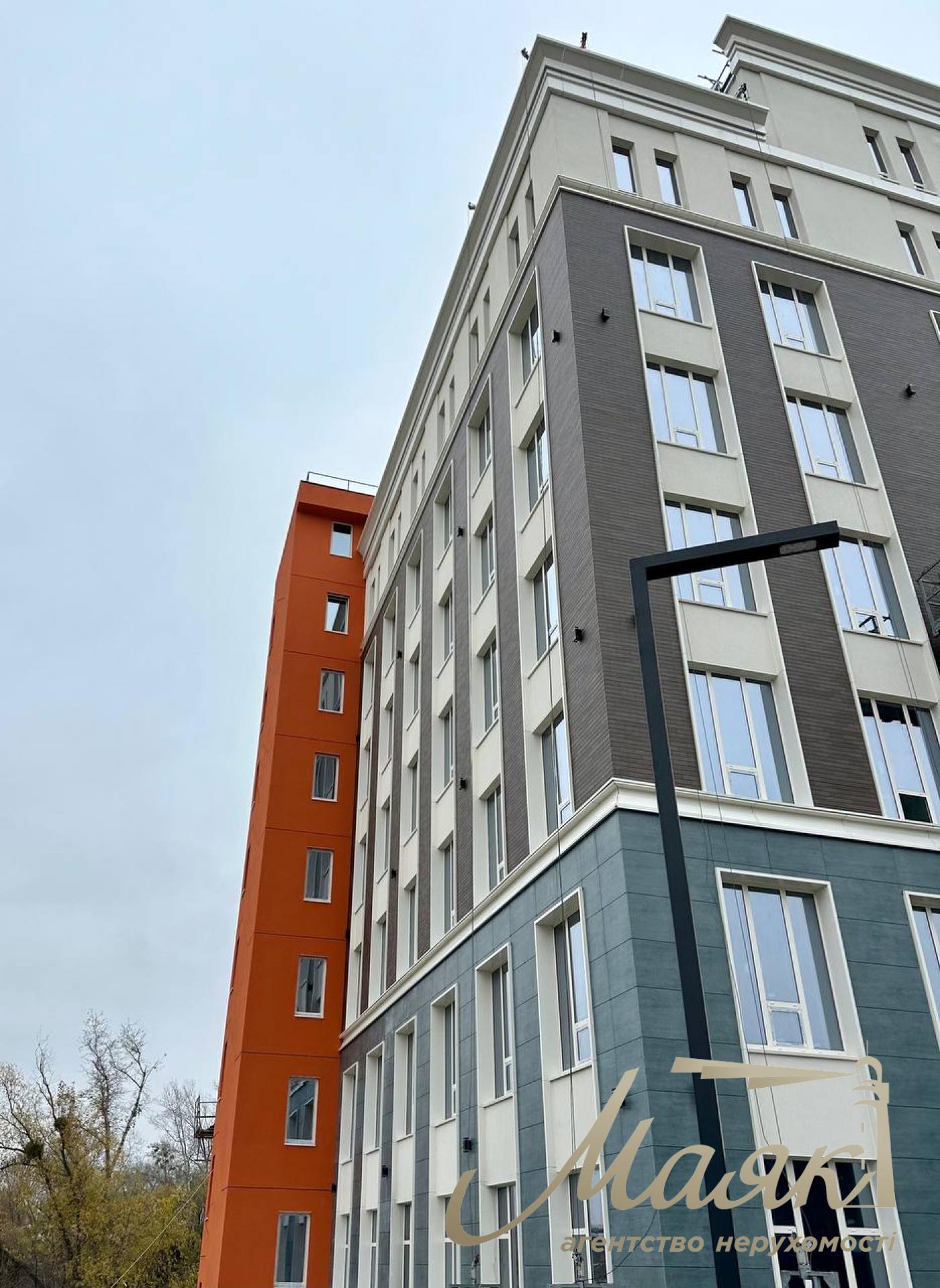 Rent NEO 3 500m2 in BC City Garden str.Akademika Knisheva 6, Goloseevsky district.