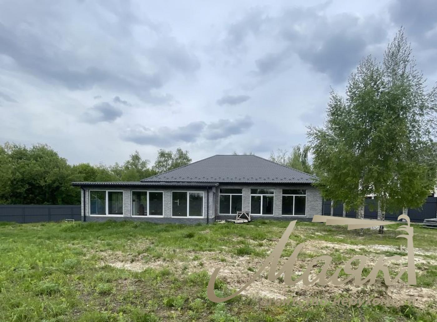 Продаж одноповерхового будинку 296м2 с. Креничі, Обухівський напрямок, Київська область