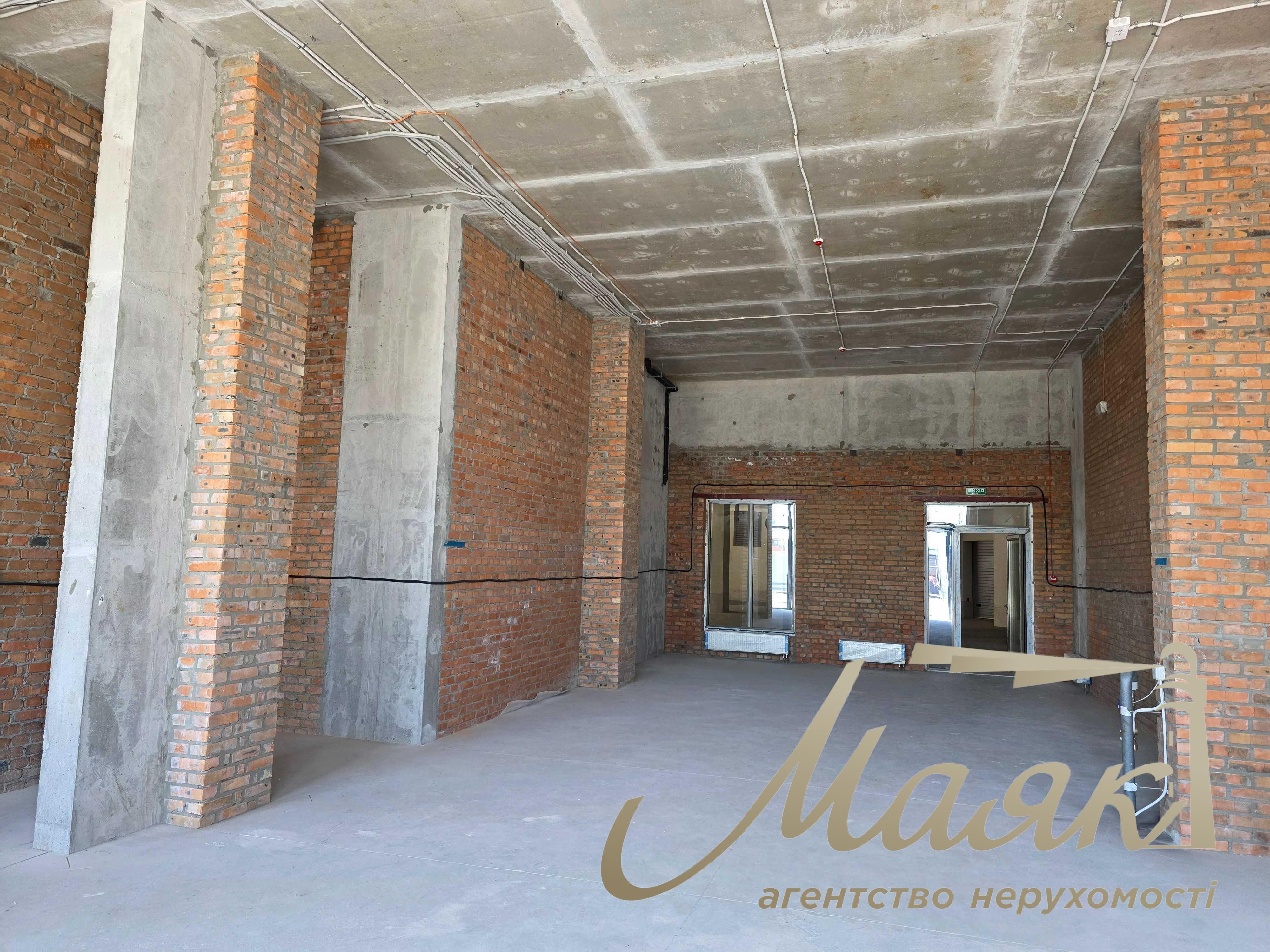 Оренда фасаду 125м2, ЖК Іллінський Хаус, перша лінія