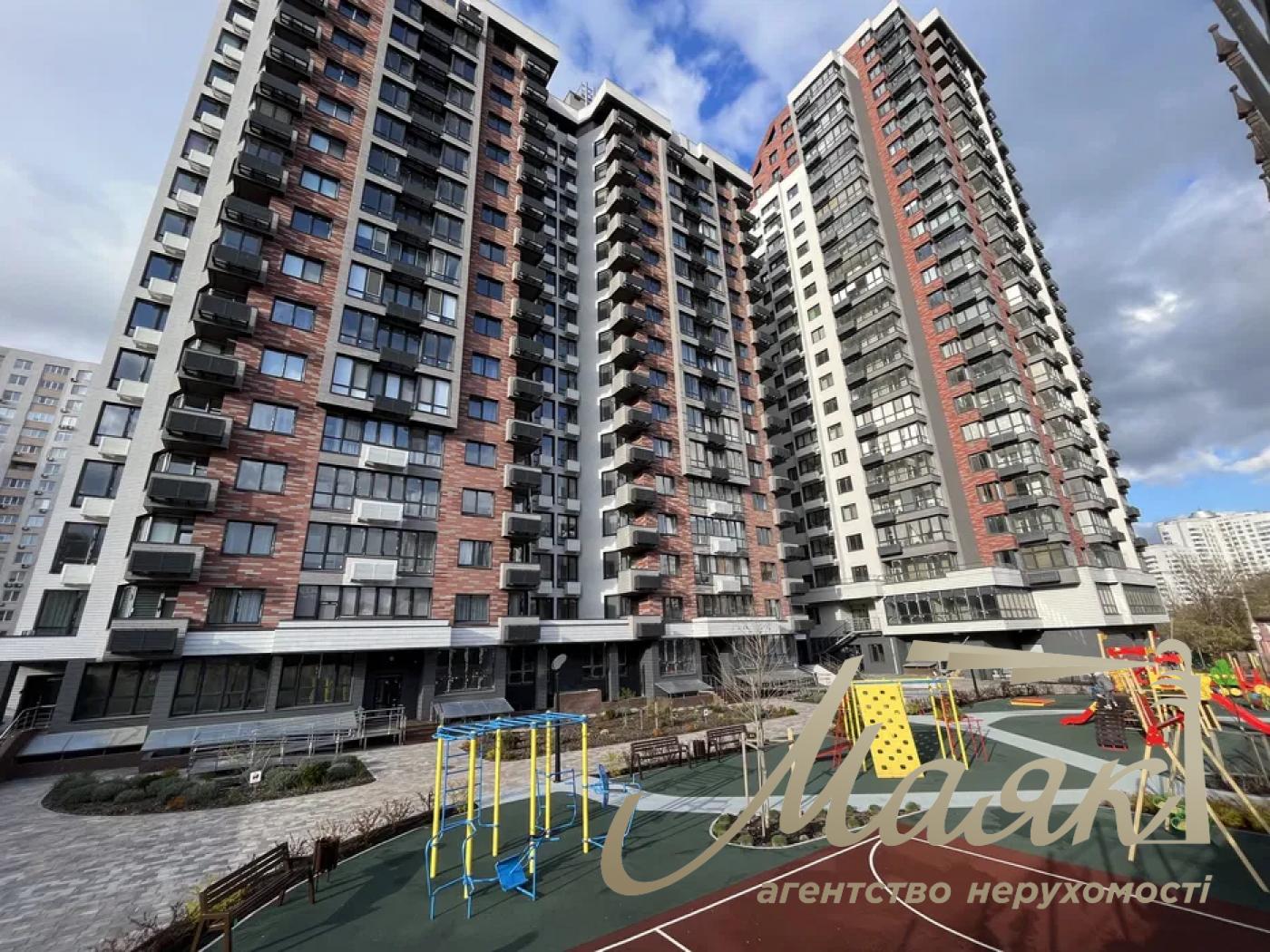 For sale 3-bedroom apartment Residential Complex West House, Kostnaiska street (m. Demeyevskaya)