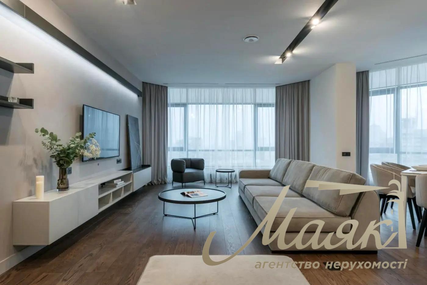 Продаж 4к. квартири 160 м у ЖК PecherSky, вул. Болсунівська, 2. Печерськ