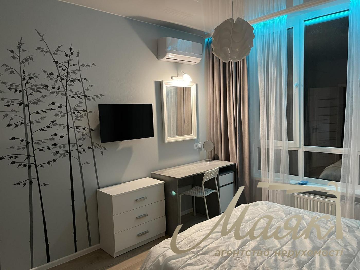 Продажа 3-комнатной квартиры, 129м², ЖК Новопечерська Вежа, Печерск, Киев