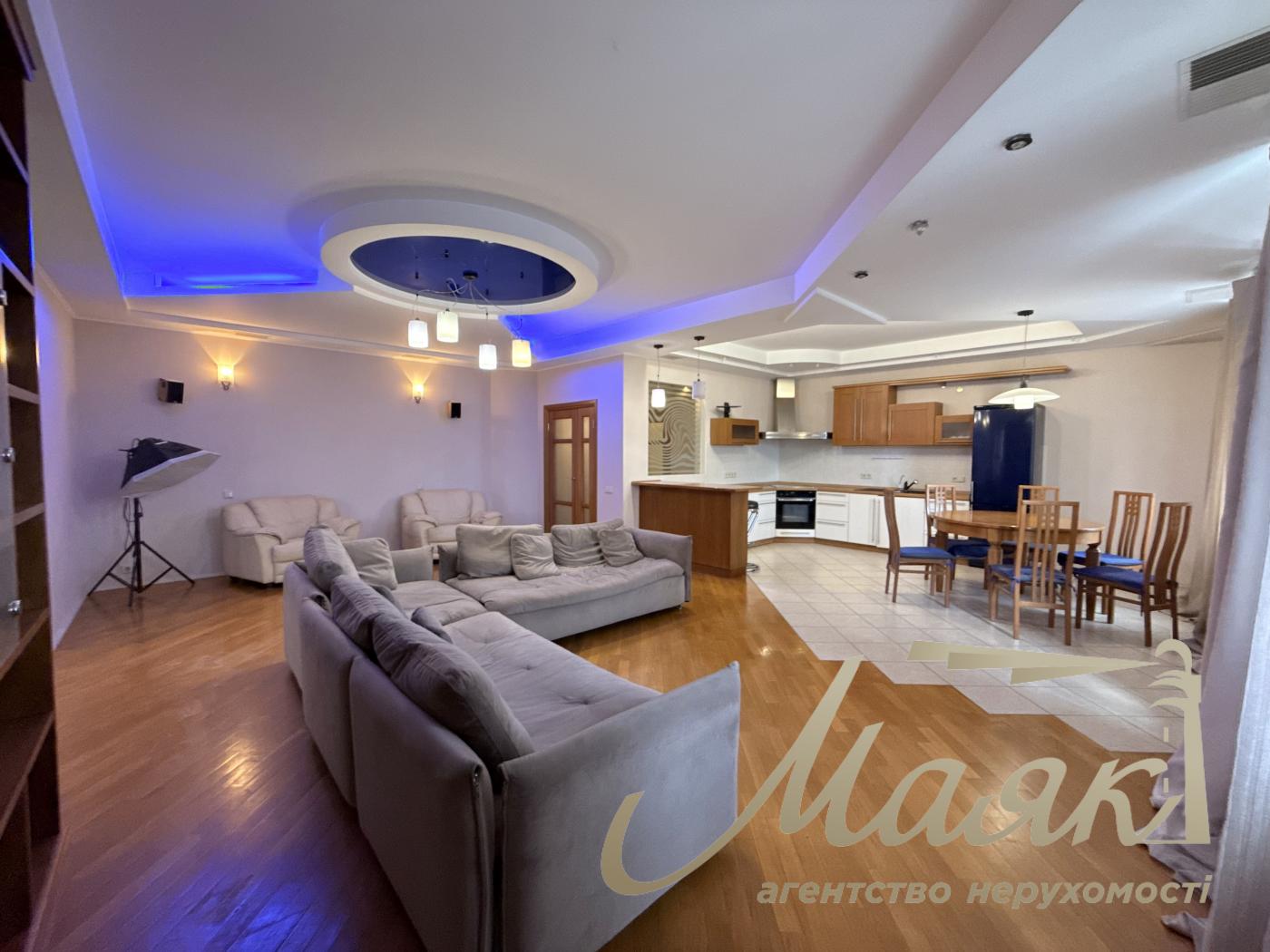 Продажа 3-х комнатной квартиры, Драгомирова, 4, Печерск, Центр!