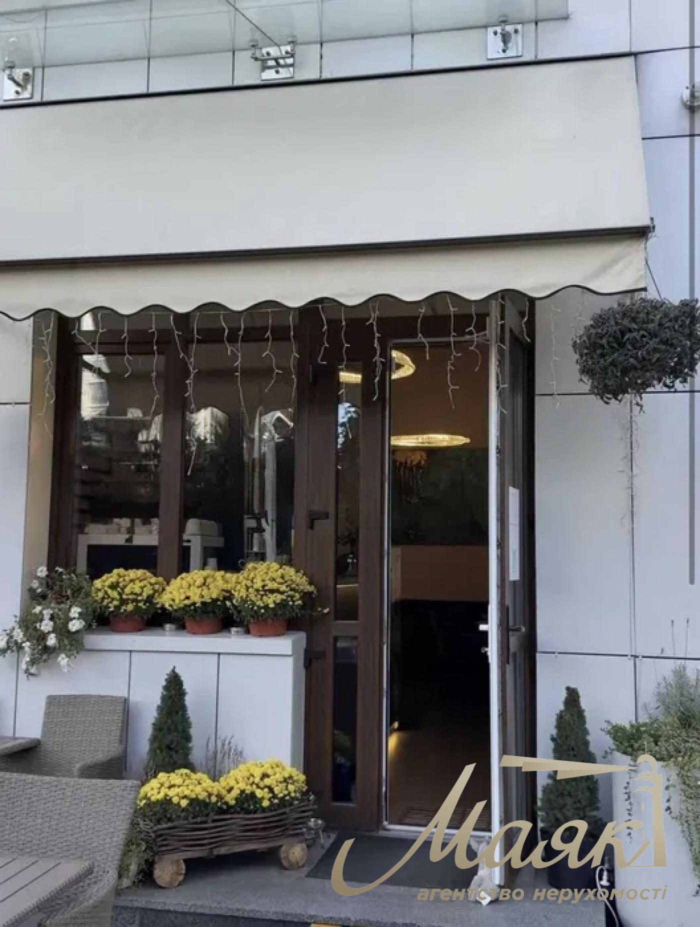 Оренда фасадного приміщення ЖК Новопечерські Липки, вул. Драгомирова (Верхогляда)