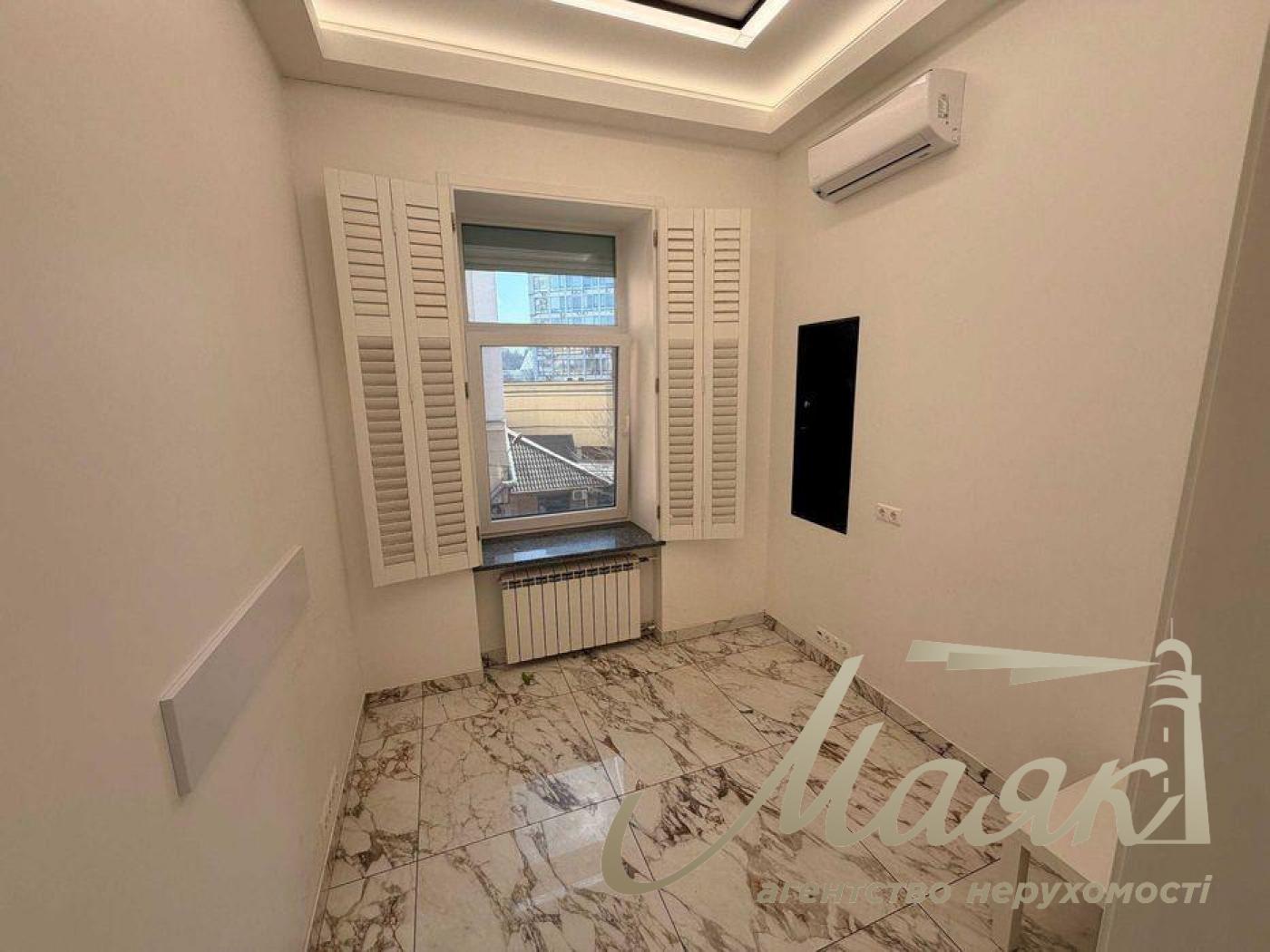 Office for rent 150 sq.m.sq. Shota Rustaveli