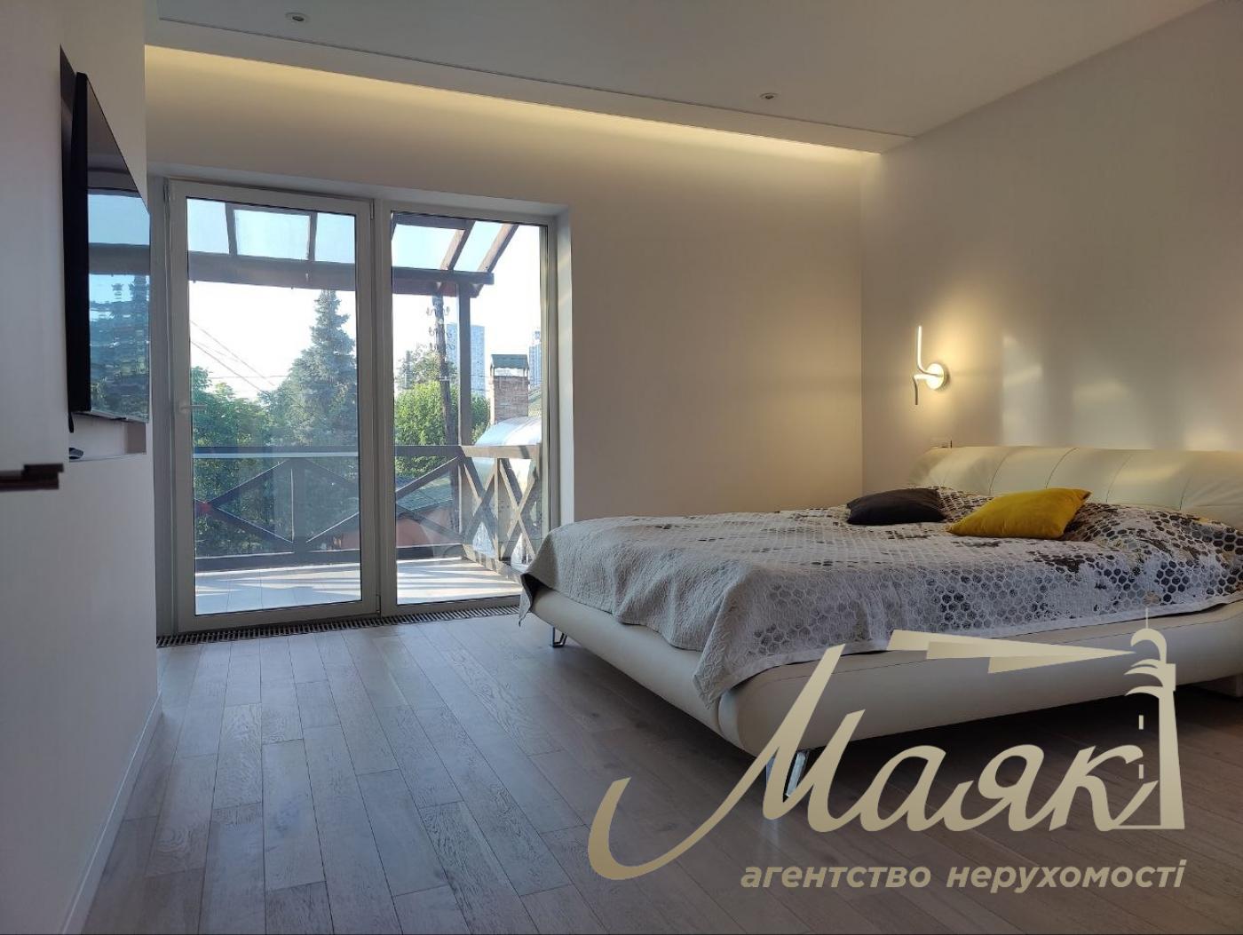 Оренда 2-поверхового дуплексу (140 м²) на Осокорках, за 750 м від «Новуса»