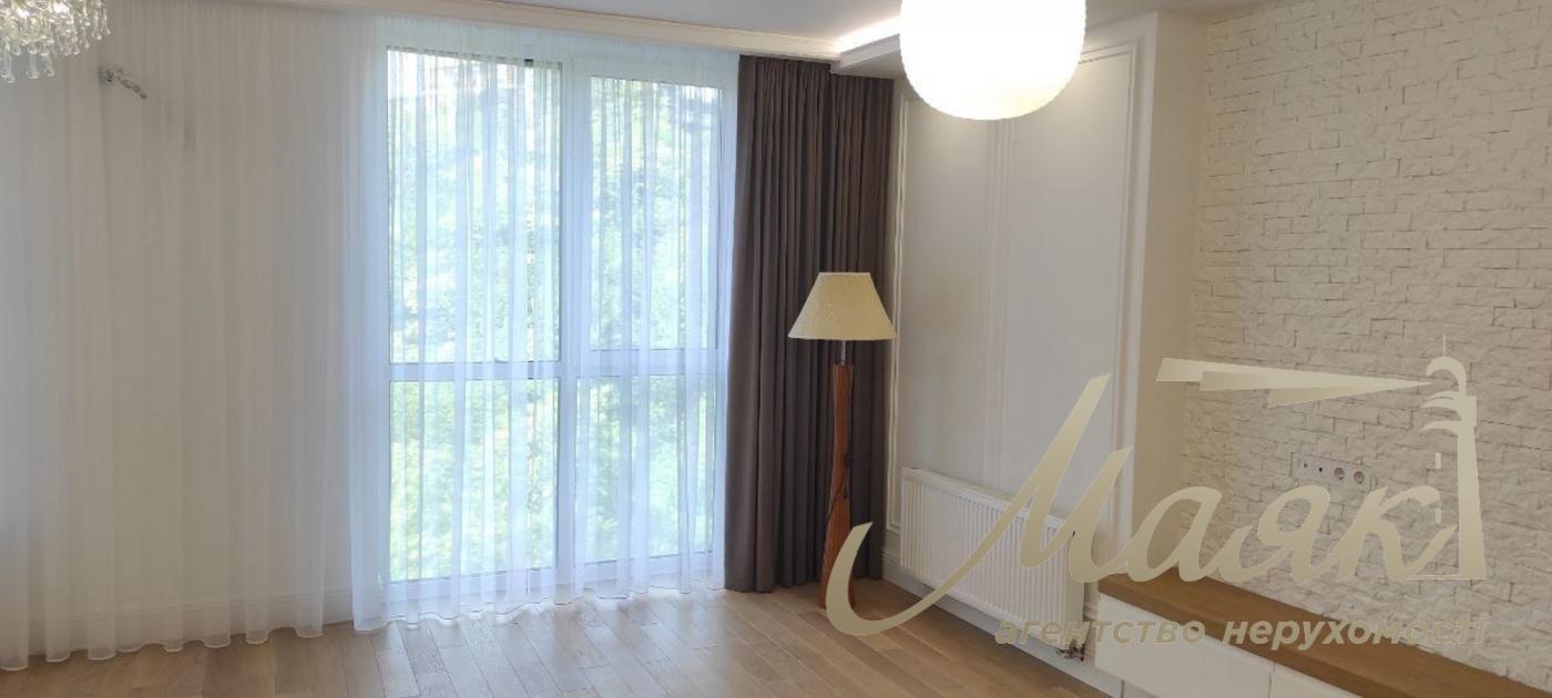 2-bedroom apartment for sale in the Podil Plaza & Residence residential complex, Hlubochitska Street