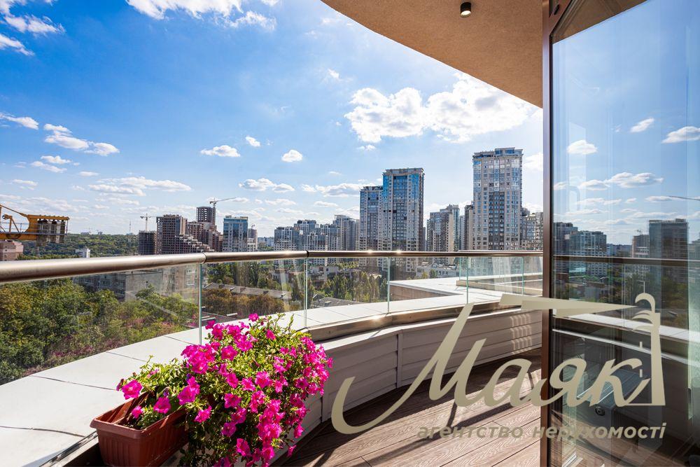 Продаж квартири площею 75 м² з власною терасою у ЖК «52 Перлина» Pechersk Plaza, Печерськ, вул. Михайла Бойчука, 19-А.