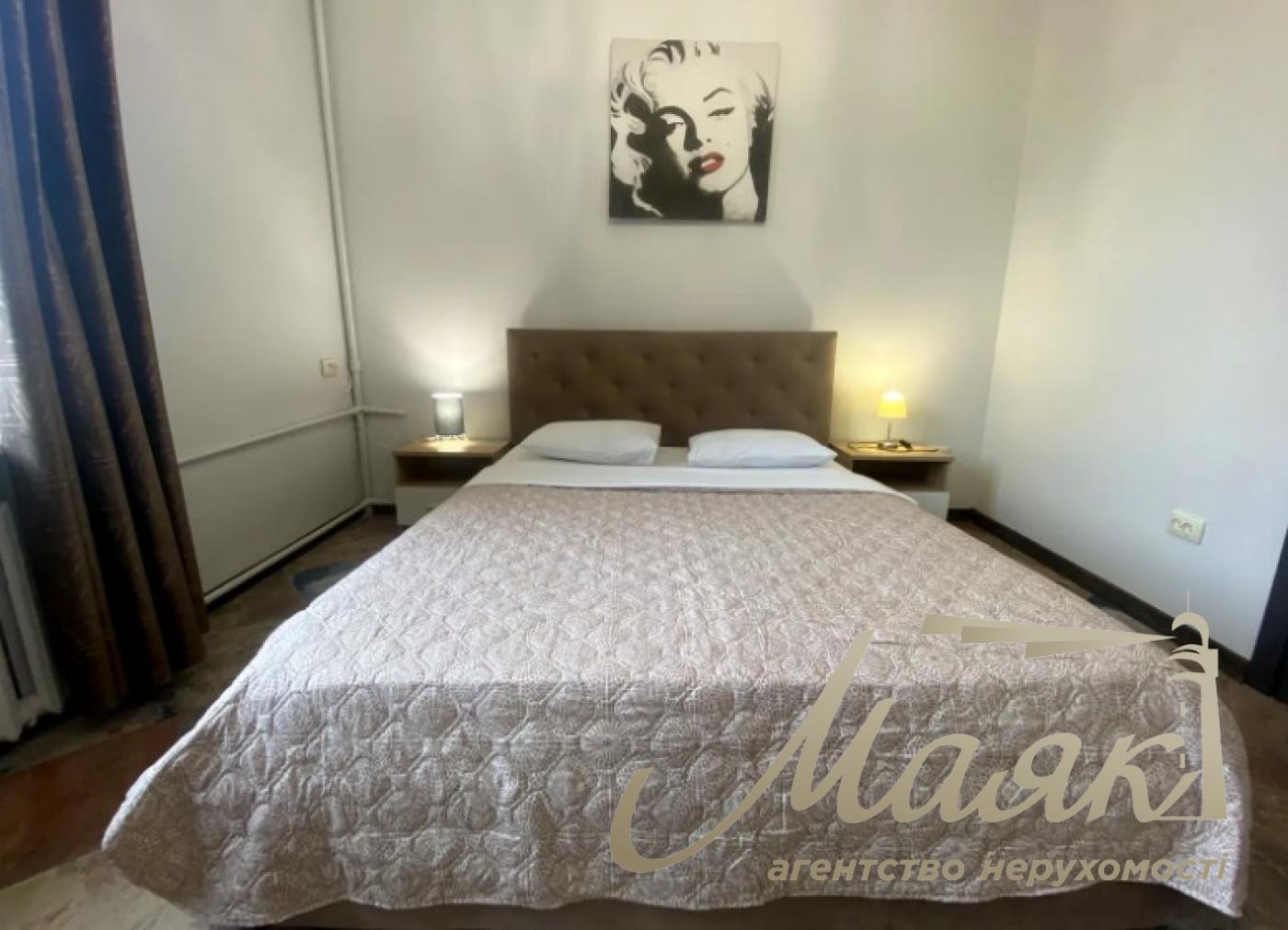 Оренда 3х кімнатної квартири, вул. Софіївська1, Майдан Незалежності