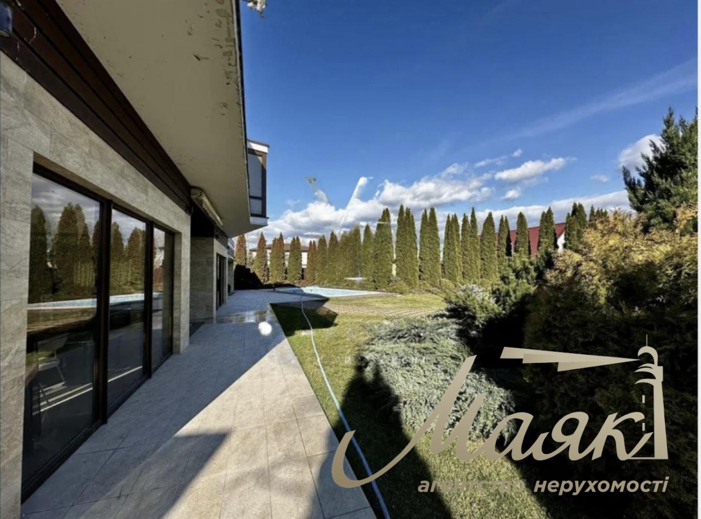 Аренда 2-х этажного дома 321м2 + гостевой дом, Остров Водников, Голосеевский район