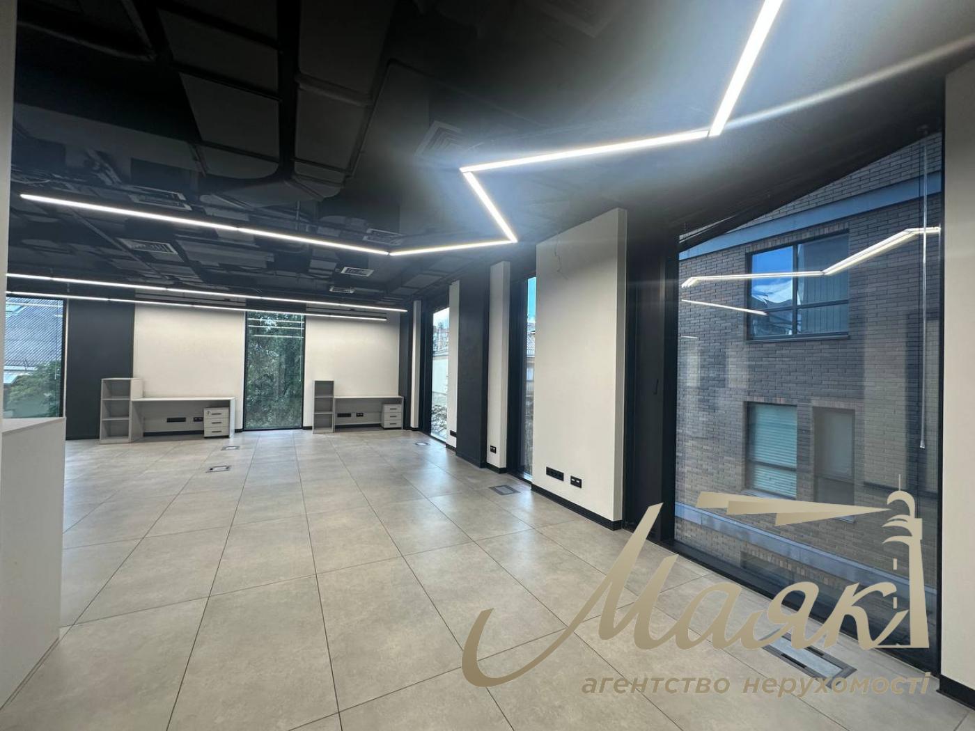 Office space for rent: 318 m² in the G Park Business Center, a Class A business center in the Holosiivskyi District.