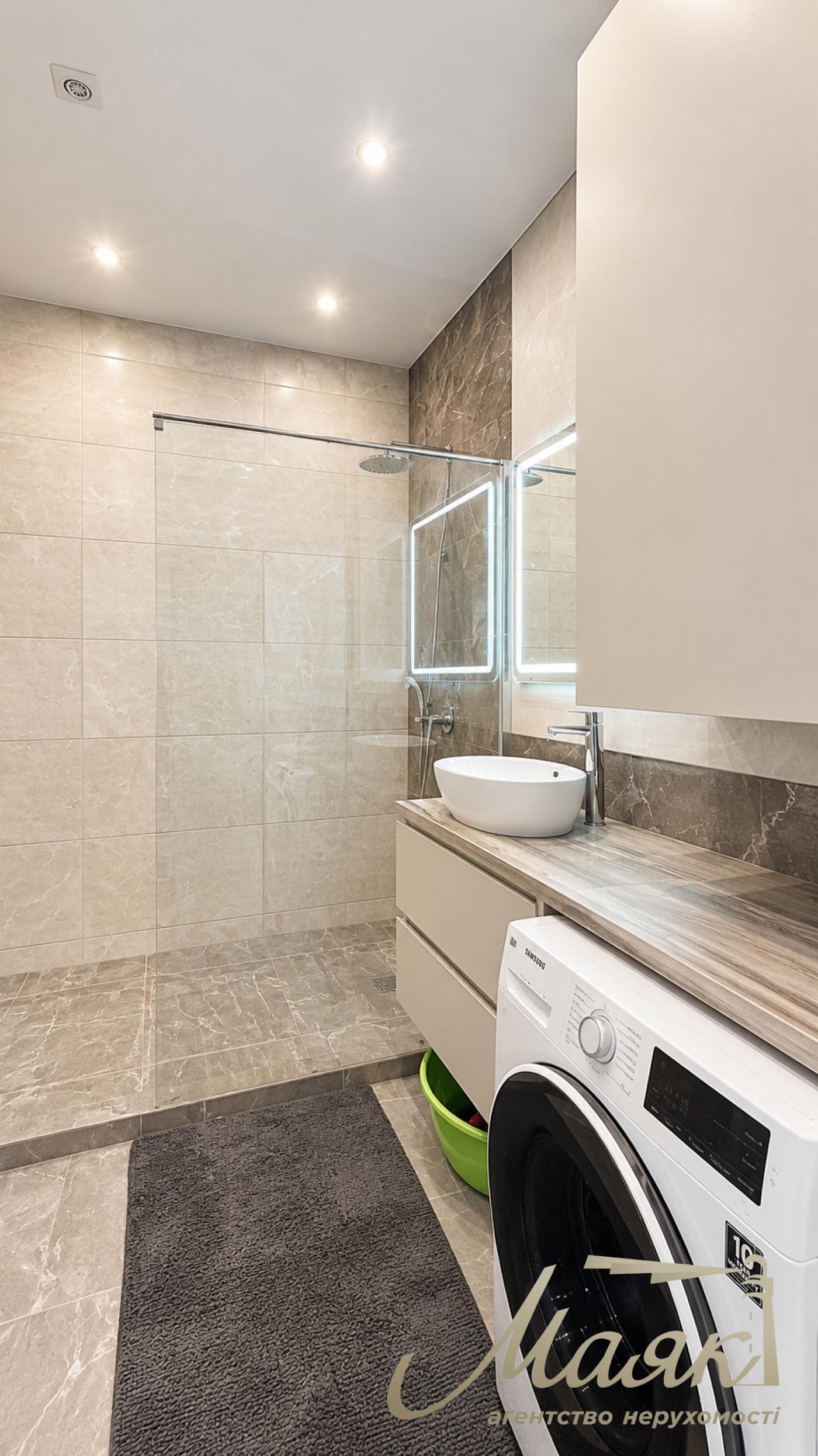 Продажа видовой 2-комнатной квартиры 60 м² в ЖК бизнес-класса | Антоновича, 72 | С мебелью и техникой
