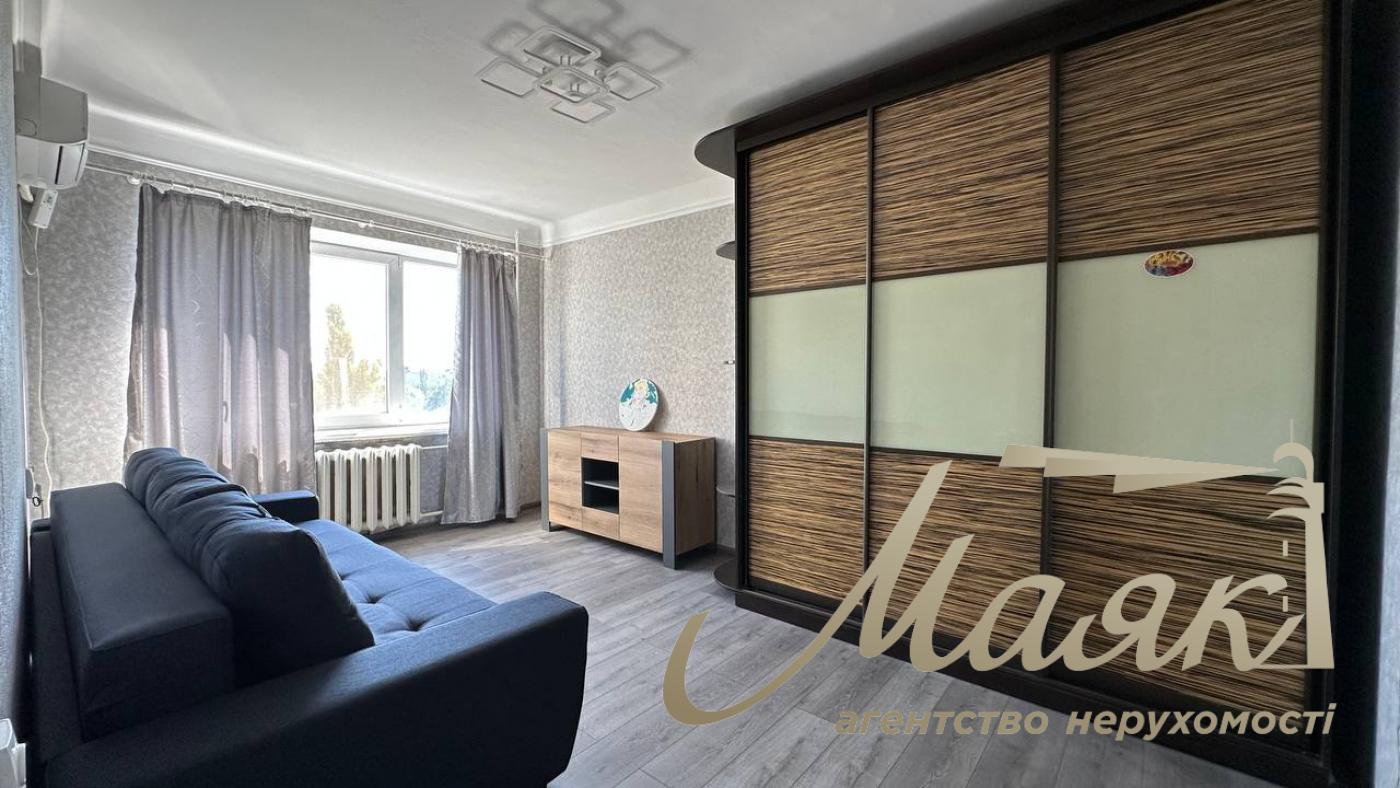 Продажа 3-комнатной квартиры Харьковское шоссе 21/1, Дарницкий район