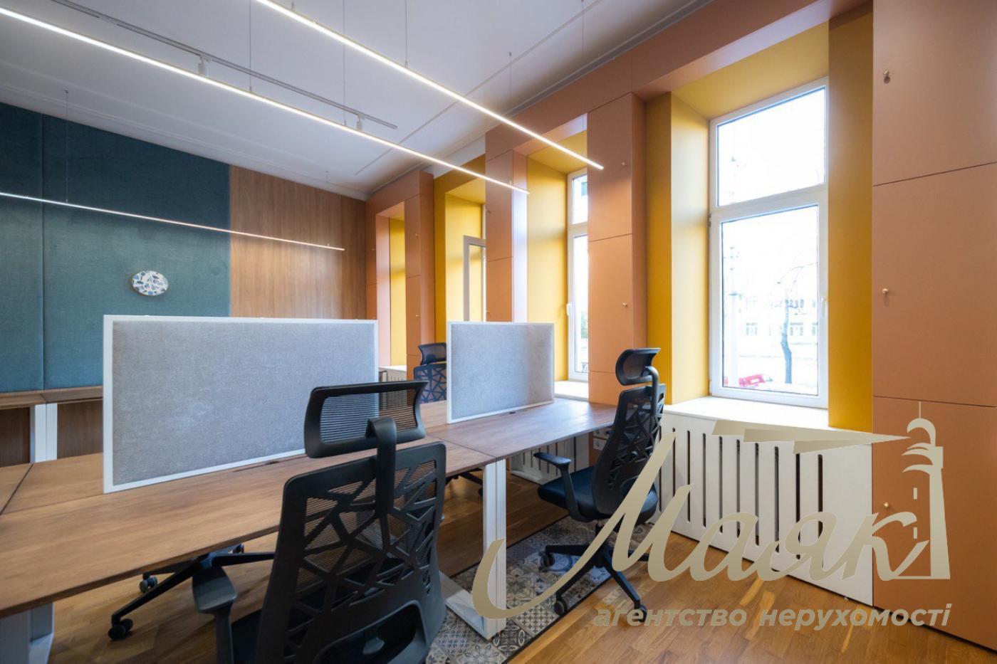Аренда меблированного офиса 110 кв.м. на ул Владимирская 92