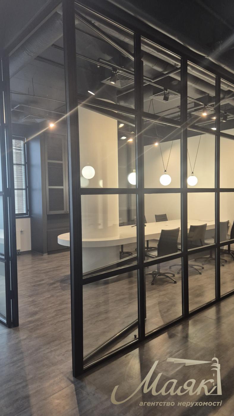 Оренда офісу 183м2 у БЦ класу А Senator, Печесркий район.