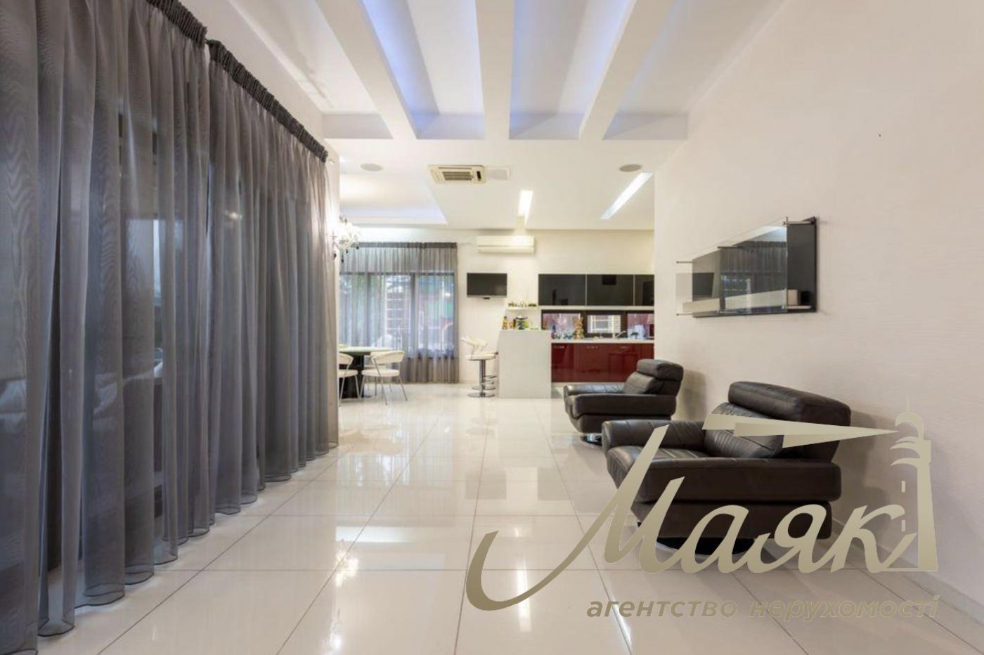 Аренда 2-х этажного дома 321м2 + гостевой дом, Остров Водников, Голосеевский район