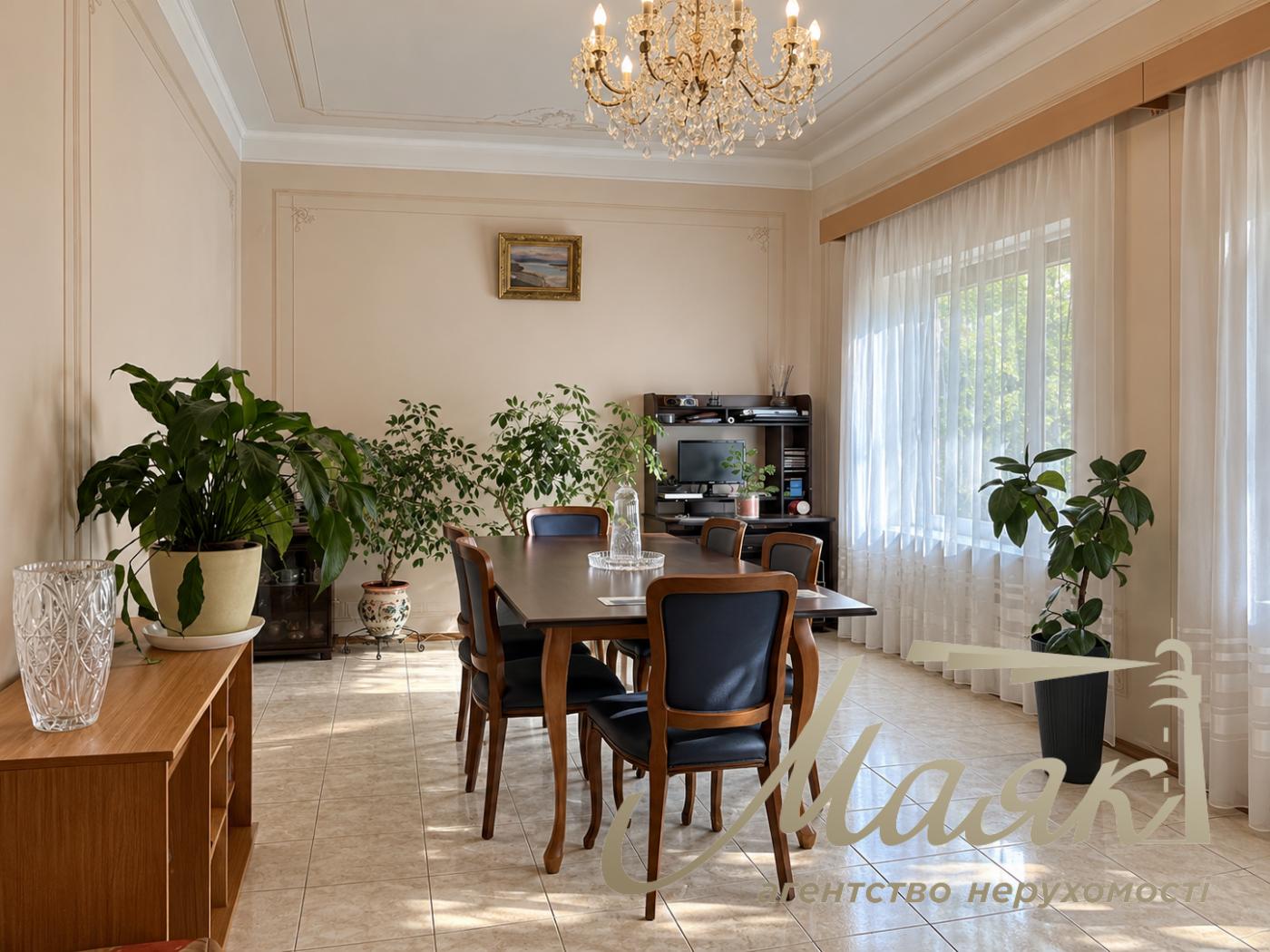 For rent: a two-story house in the town of Kozin/Koncha-Zaspa—207.9 m², 18.55 sotok, Anatoliy Solovyanenko Street, Obukhov direction, Kyiv Oblast.