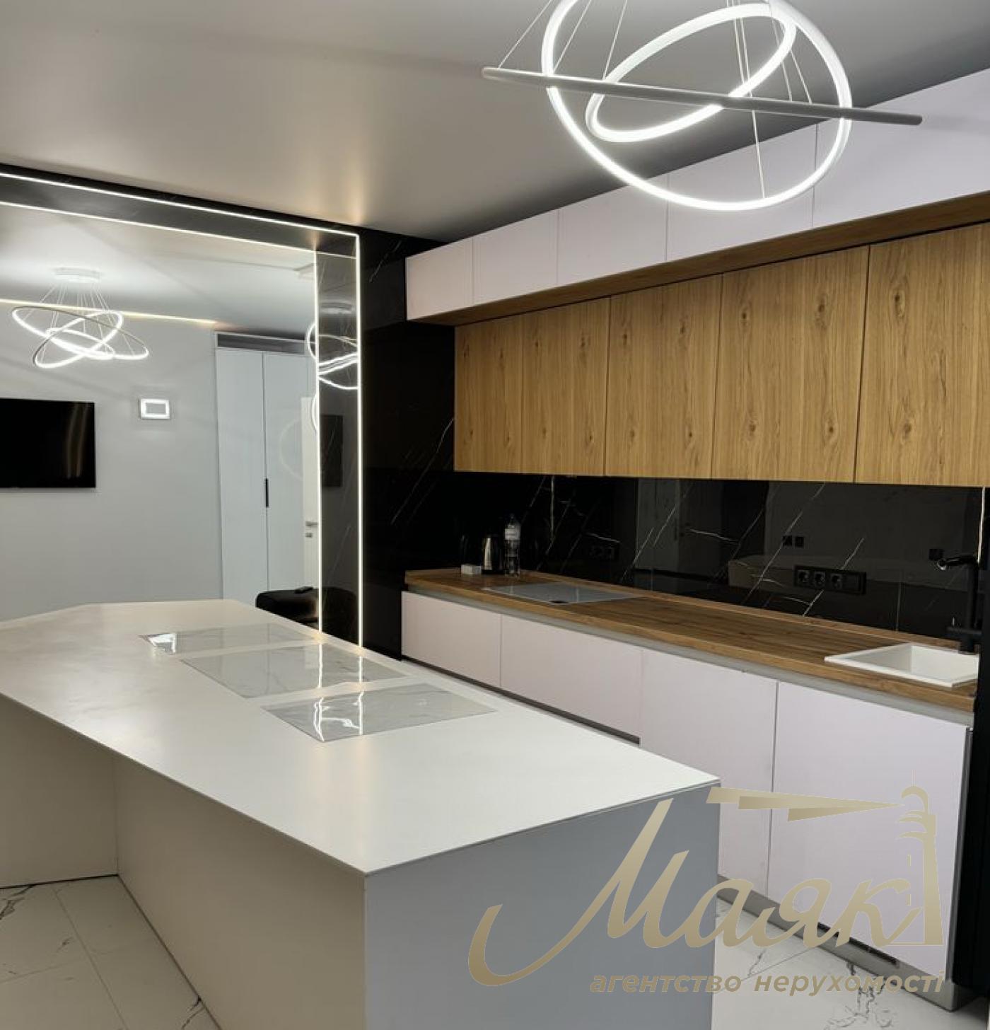 Rent 3k apartment in Rusanovskaya Gavan Residential Complex