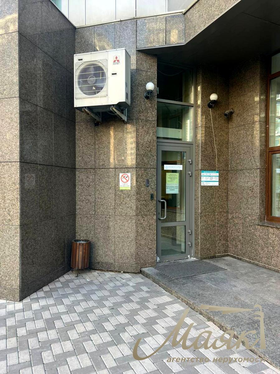 Продаж комерційного приміщення 235м2 у ЖК Новопечерські Липки, Андрія Верхогляда вул. (Михайла Драгомирова), 16