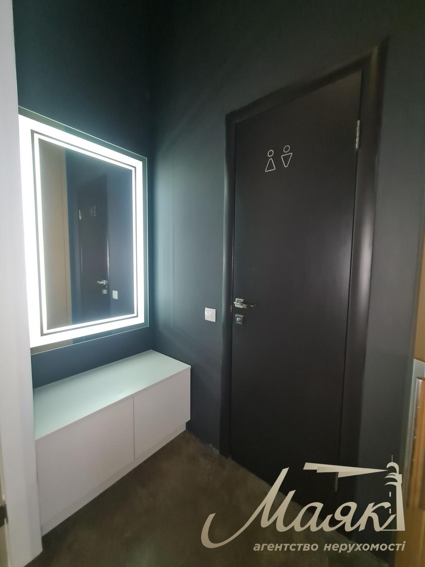 Оренда фасадного приміщення з ремонтом 62 м2 ЖК Новопечерська Вежа Печерський район