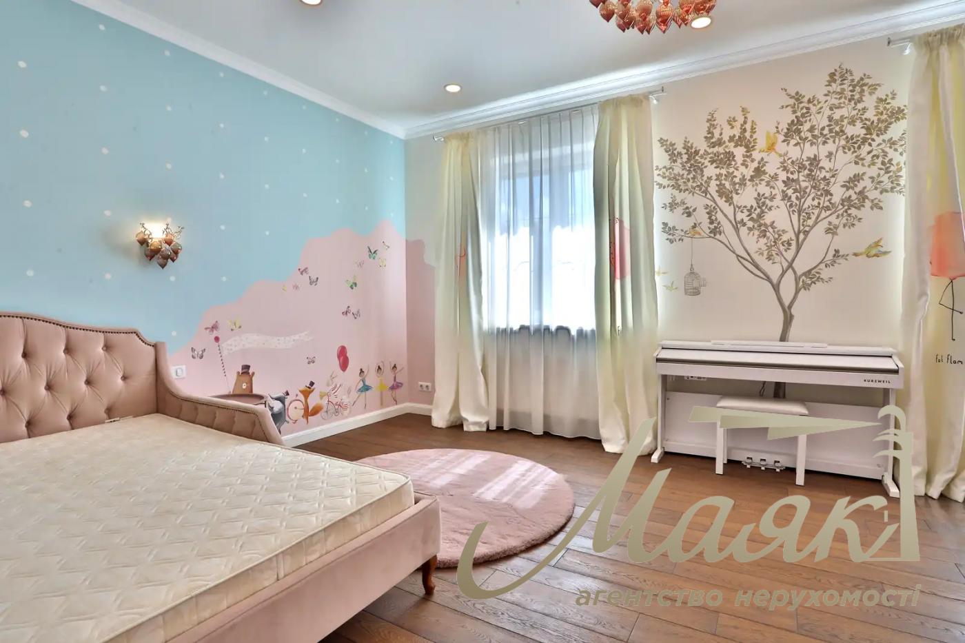 Оренда будинку площею 220 м² у котеджному містечку Green Hills, с. Віта-Поштова