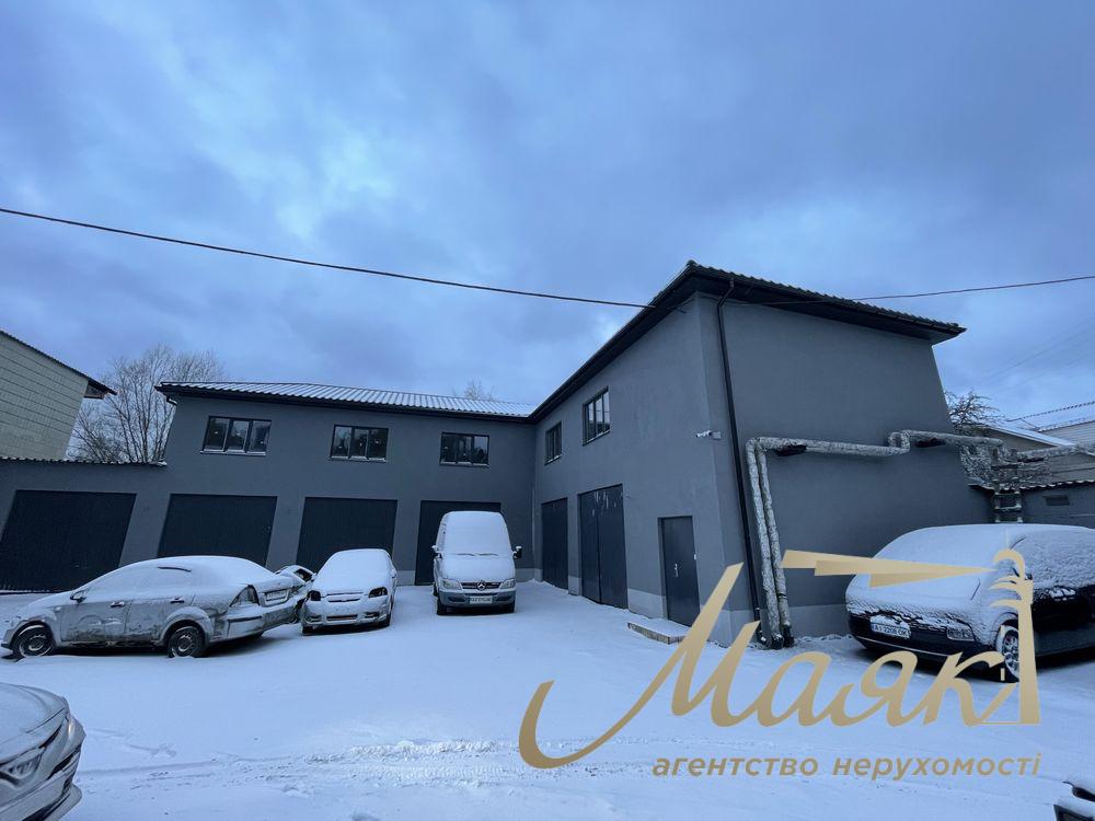 Building for rent, 320m2, Palace Ukraine