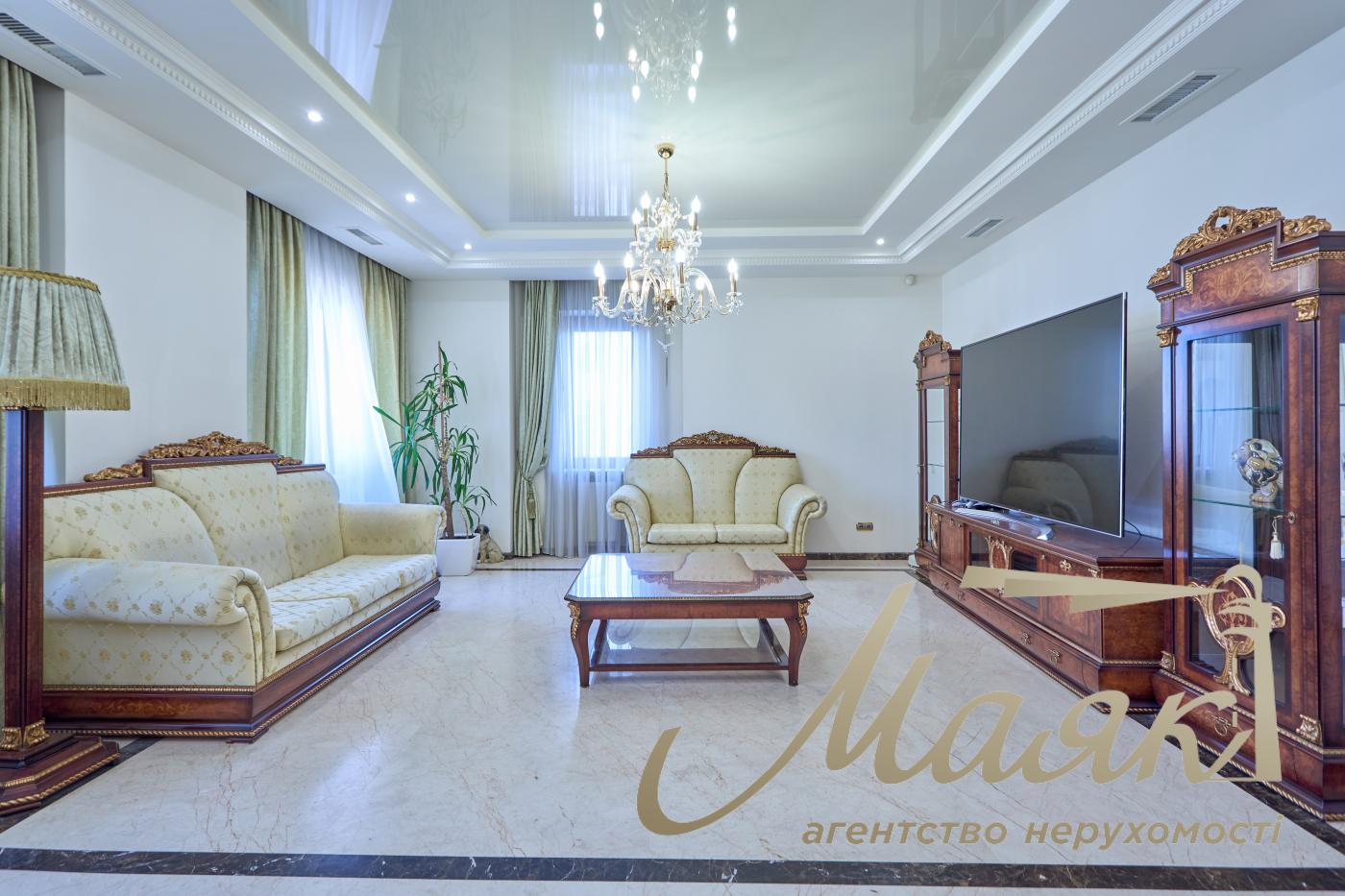 Оренда 4 кімнатної квартири, 163 м, Жилянська 30а, Голосіївський район