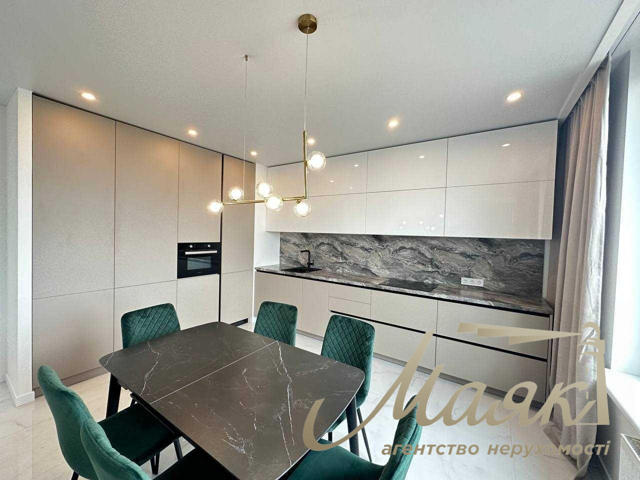 Rent 3-room apartment in LCD San Francisco, Beresteisky Ave.