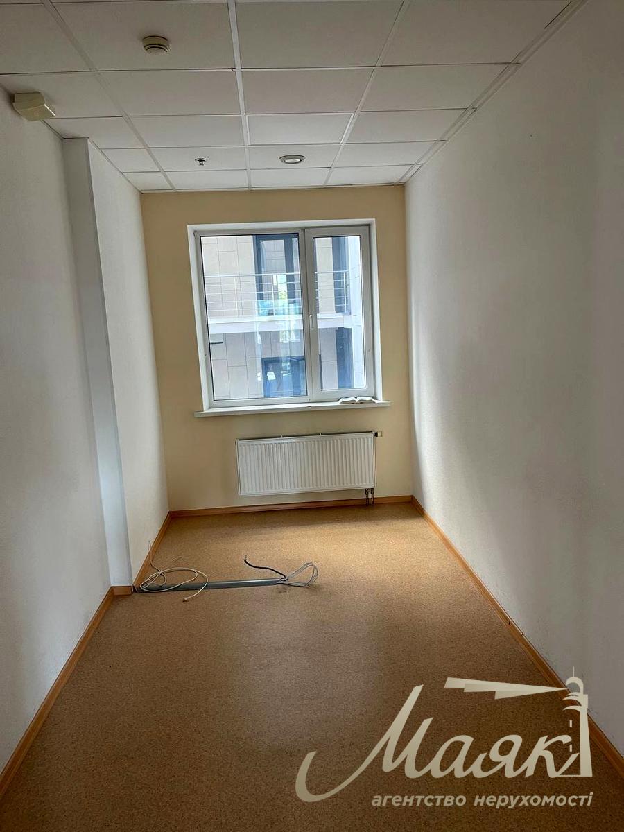 Оренда офісу площею 1500 м² у бізнес-центрі на вул. Фізкультури, 28, Олімпійська