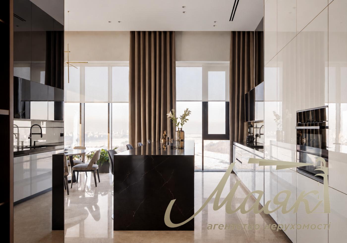 Exclusive 245 m² penthouse with a view for sale in the “Parus” residential complex, 1 Obolonska Embankment