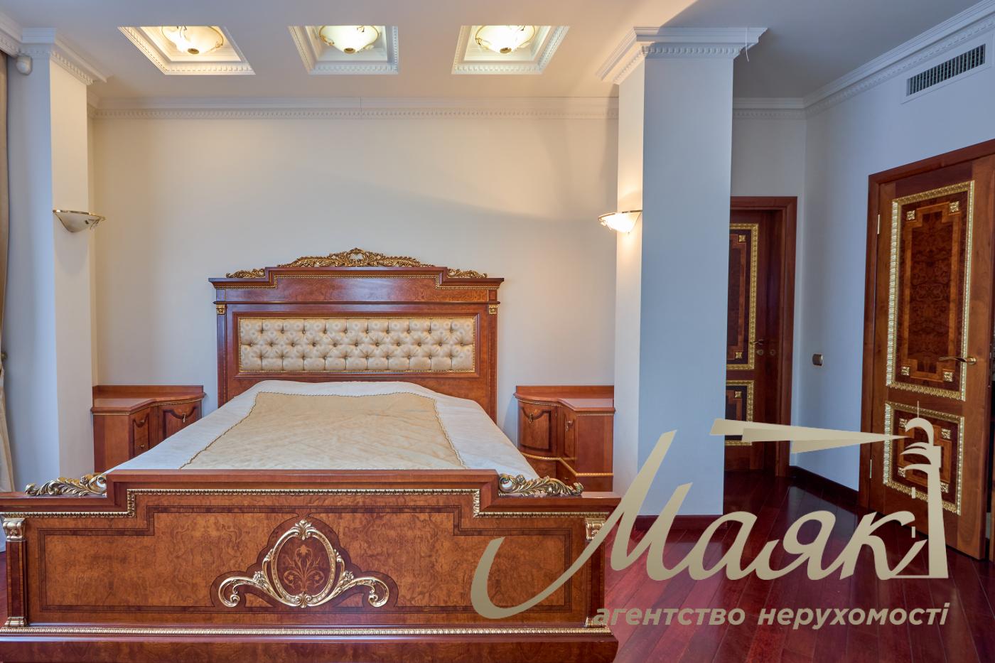 Оренда 4 кімнатної квартири, 163 м, Жилянська 30а, Голосіївський район