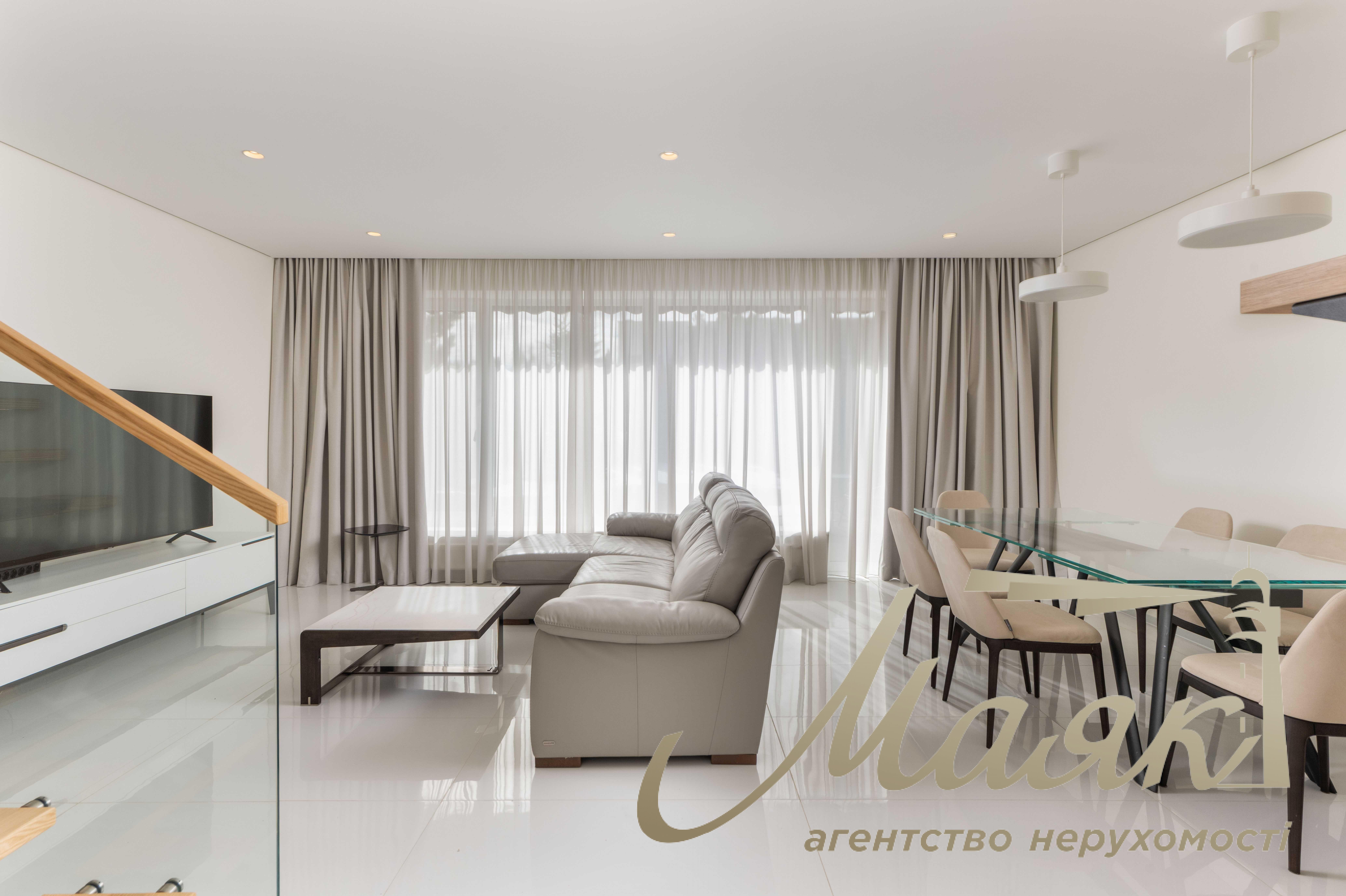Аренда таунхауса 110м2 Viland Home в с. Гореничи/ Генератор/ Терраса и собственный двор