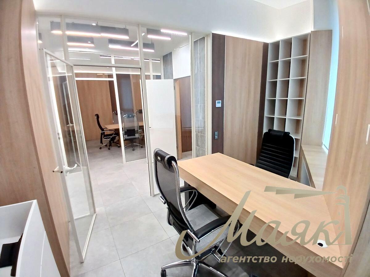 Оренда офісу 250 кв.м в ЖК А52 вул. Січових Стрільців (Артема), 44-А