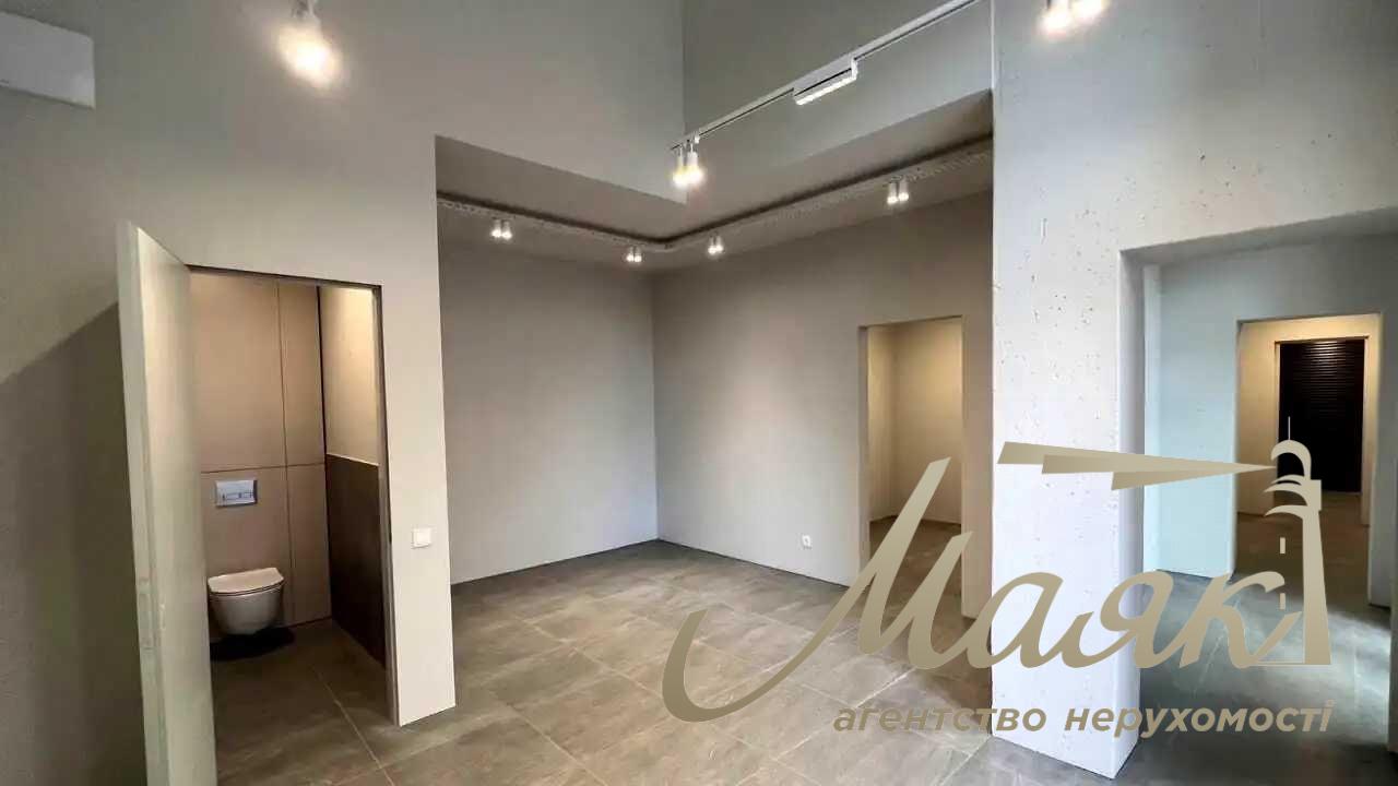 Commercial space for rent (40 m²) in the "Yaroslavov Grad" residential complex, 15 Bulvarno-Kudryavskaya St., Shevchenkivskyi District
