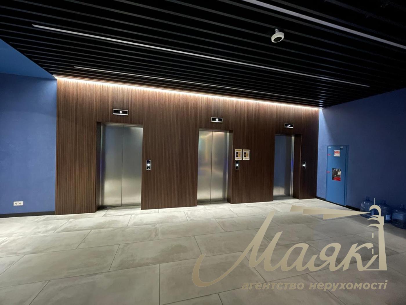 Office Space for Rent in the Business Center on Zoologicheskaya Street, Zoologicheskaya Street