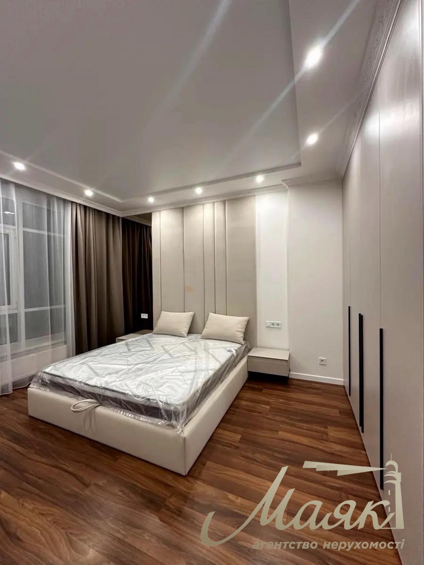 Продажа 3х-комнатной квартиры 86м2 в ЖК «Новопечерские Липки» ул. Андрея Верхогляда ул. (Михайла Драгомирова), 12, Печерский район