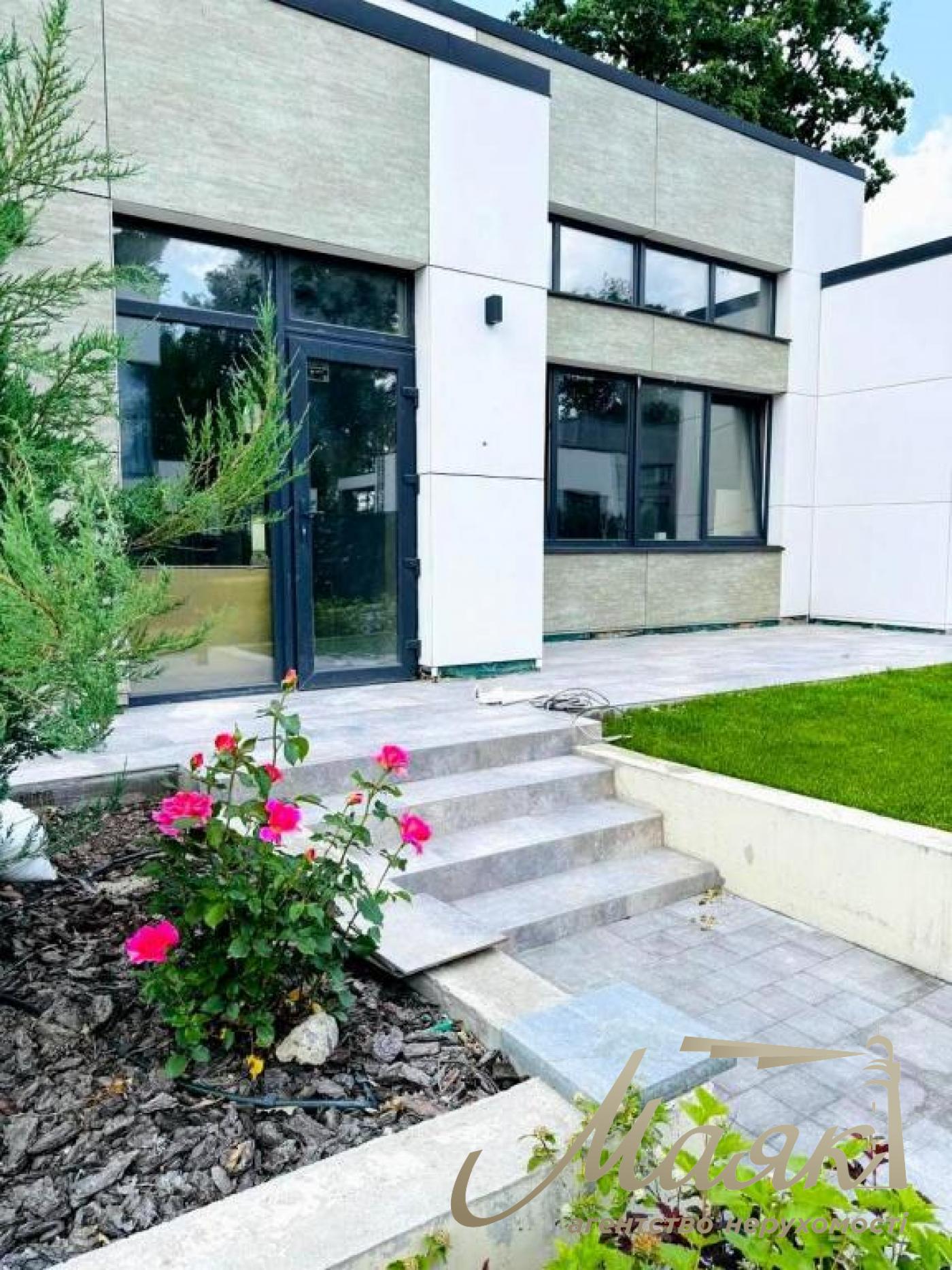 Продаж сучасного будинку 172м2 у закритому КМ Лісники, поруч ліс