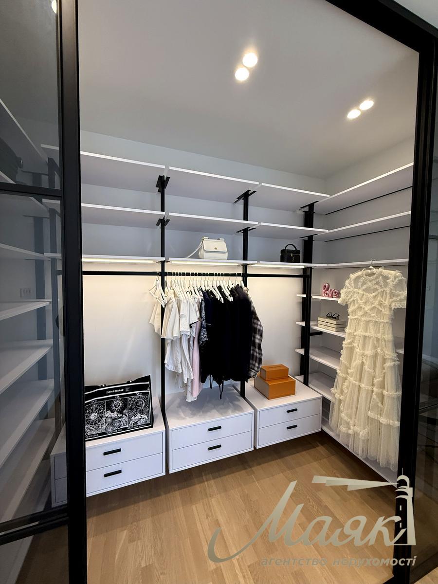 Аренда стильной евро-двушки в клубном доме «Новопечерские Липки» (52 м²) Андрея Верхогляда ул. (Михайла Драгомирова), 11-Б, Печерск