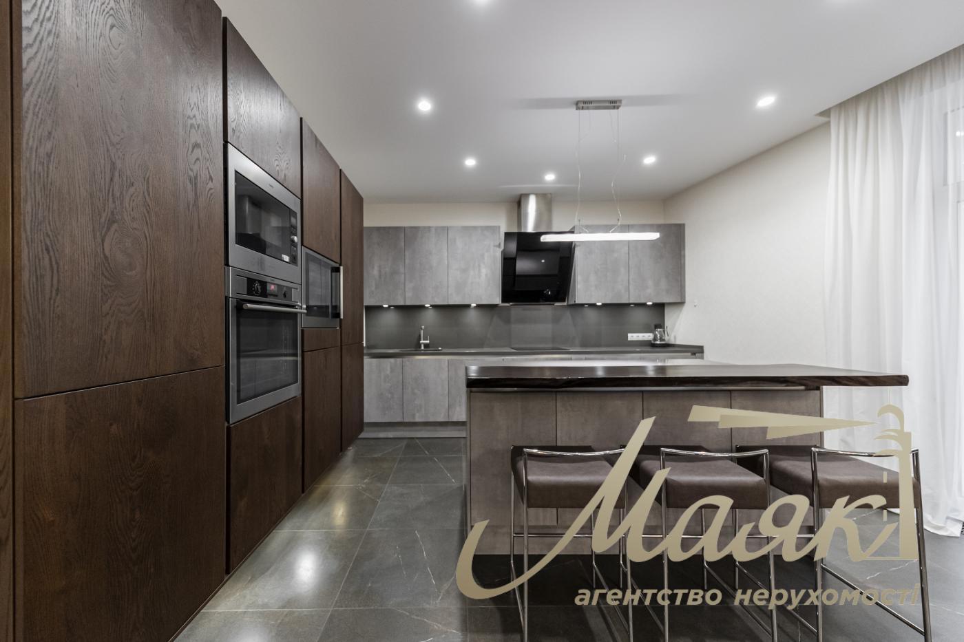 Оренда 4-кімнатної ЖК Французький Квартал, вул. Саперне Поле 12, 164м2